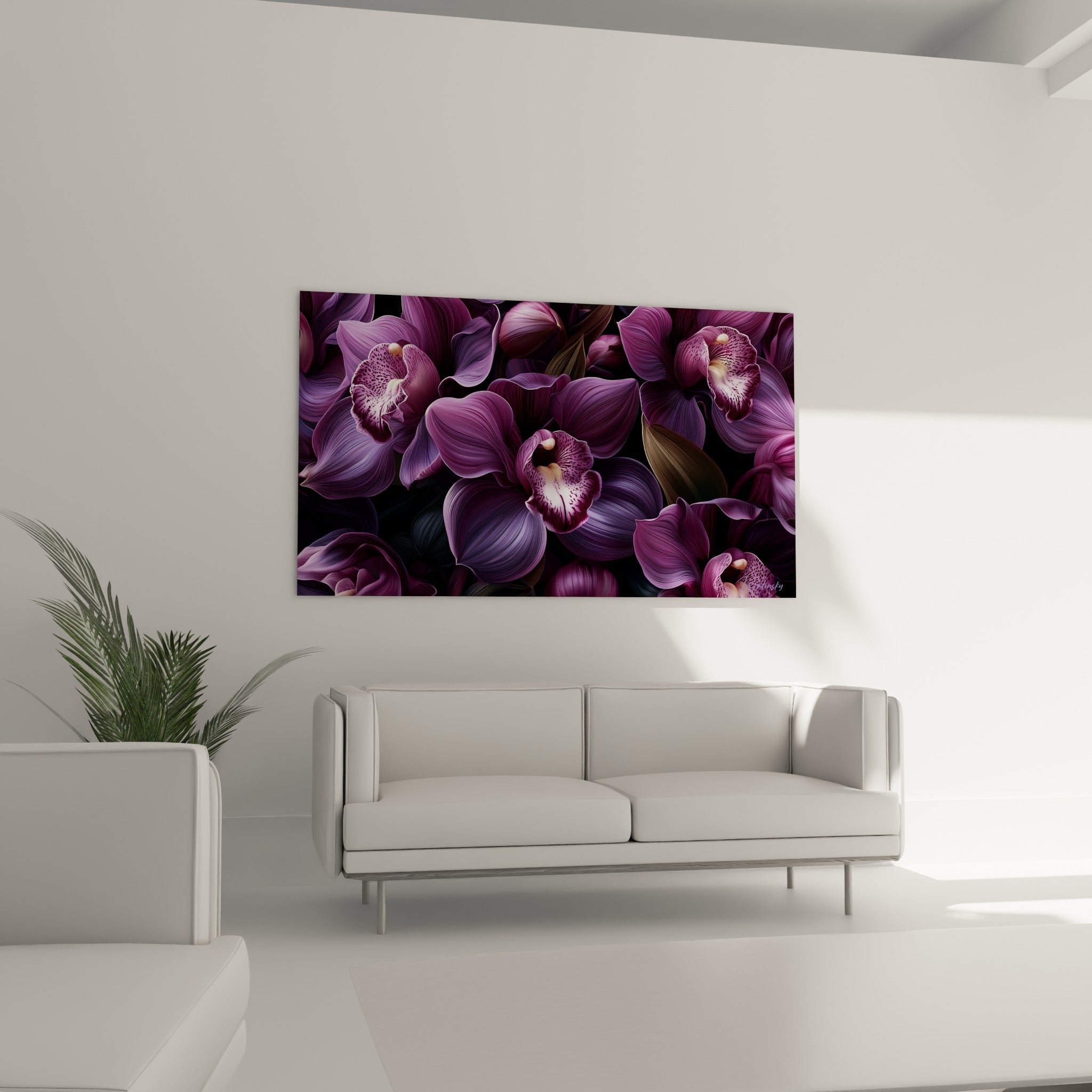 Pétales d'orchidée violet et blanc crème accrochés au-dessus d'un canapé dans un salon lumineux