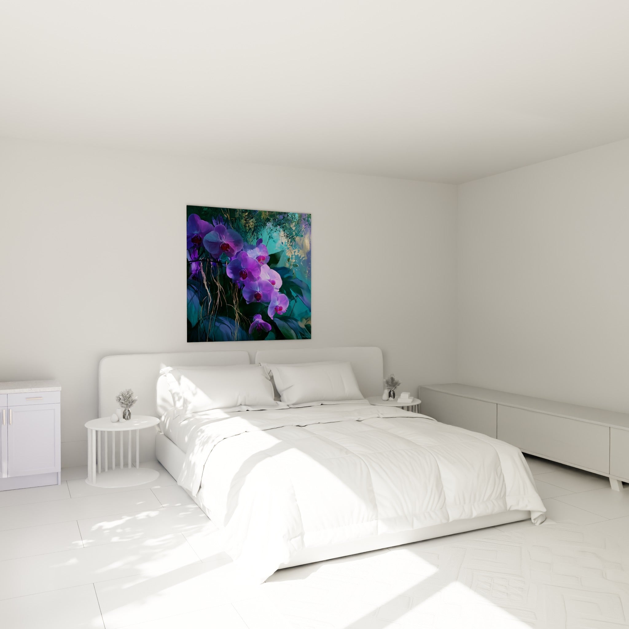Grappe d'orchidées mauves et pourpres suspendue au-dessus d'un lit dans une chambre claire