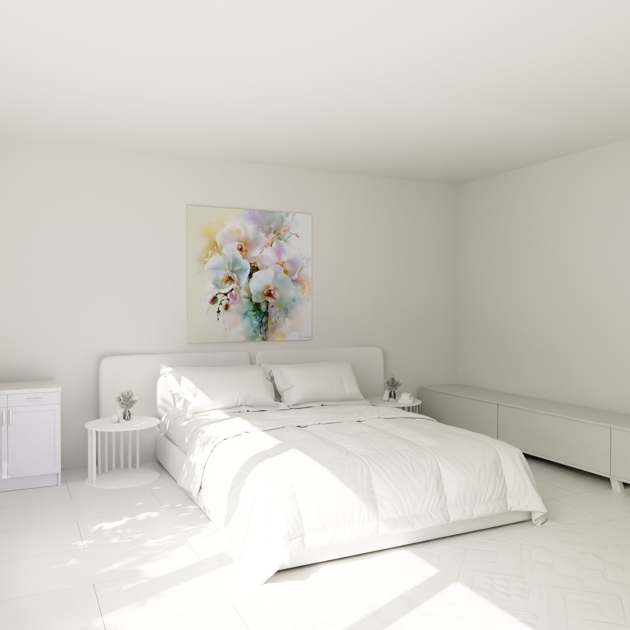 Bouquet d'orchidées pastel, tons blancs et lavande, au-dessus d'un lit dans une chambre claire