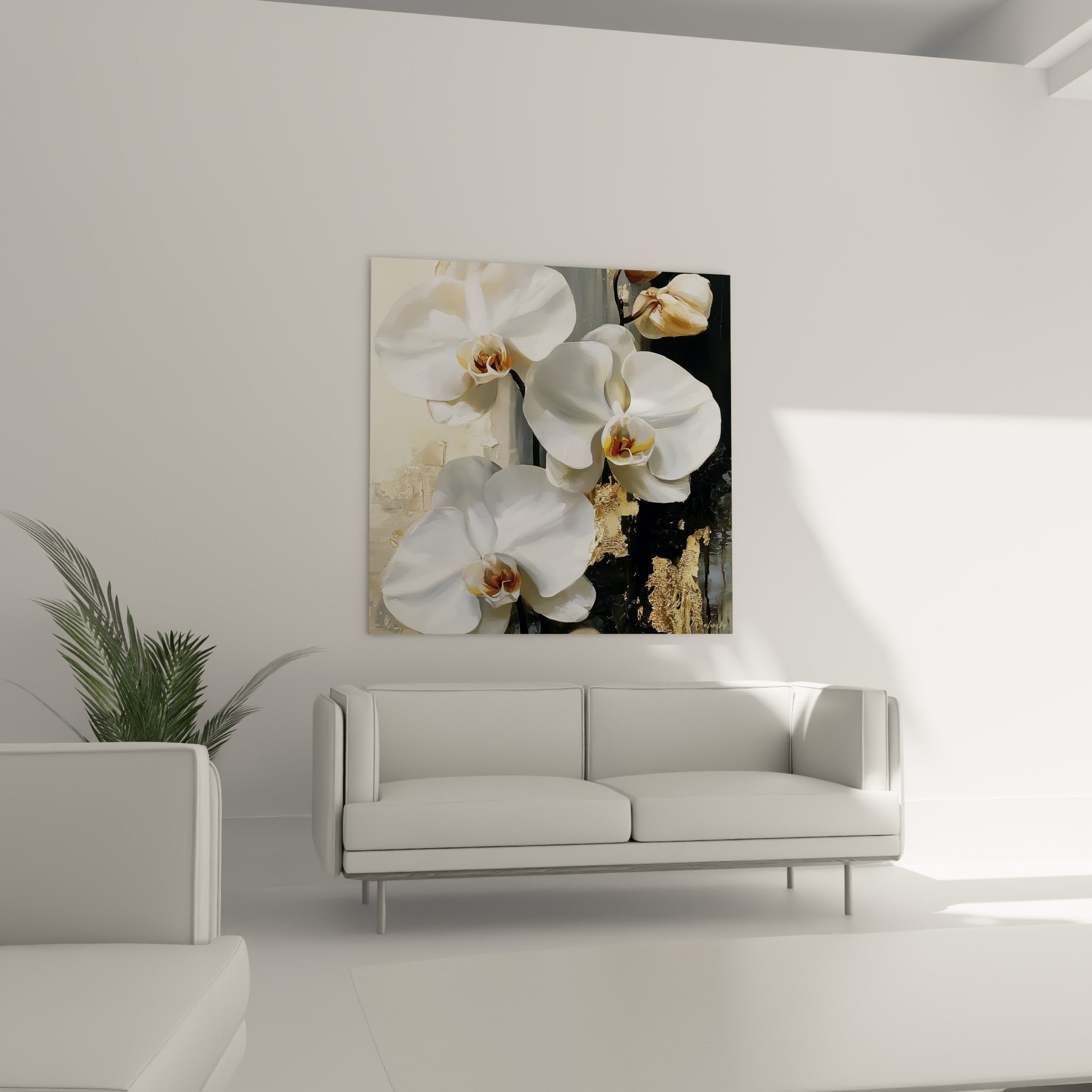 Pétales d'orchidée immaculés et touches dorées au-dessus d'un canapé dans un salon lumineux