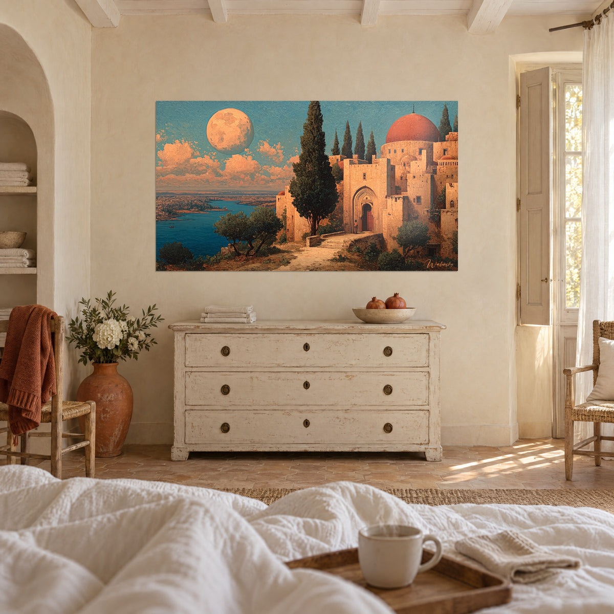 Tableau dôme vermillon d'une citadelle orientale, lune pâle, cyprès élancé, au-dessus d'un lit dans une chambre claire