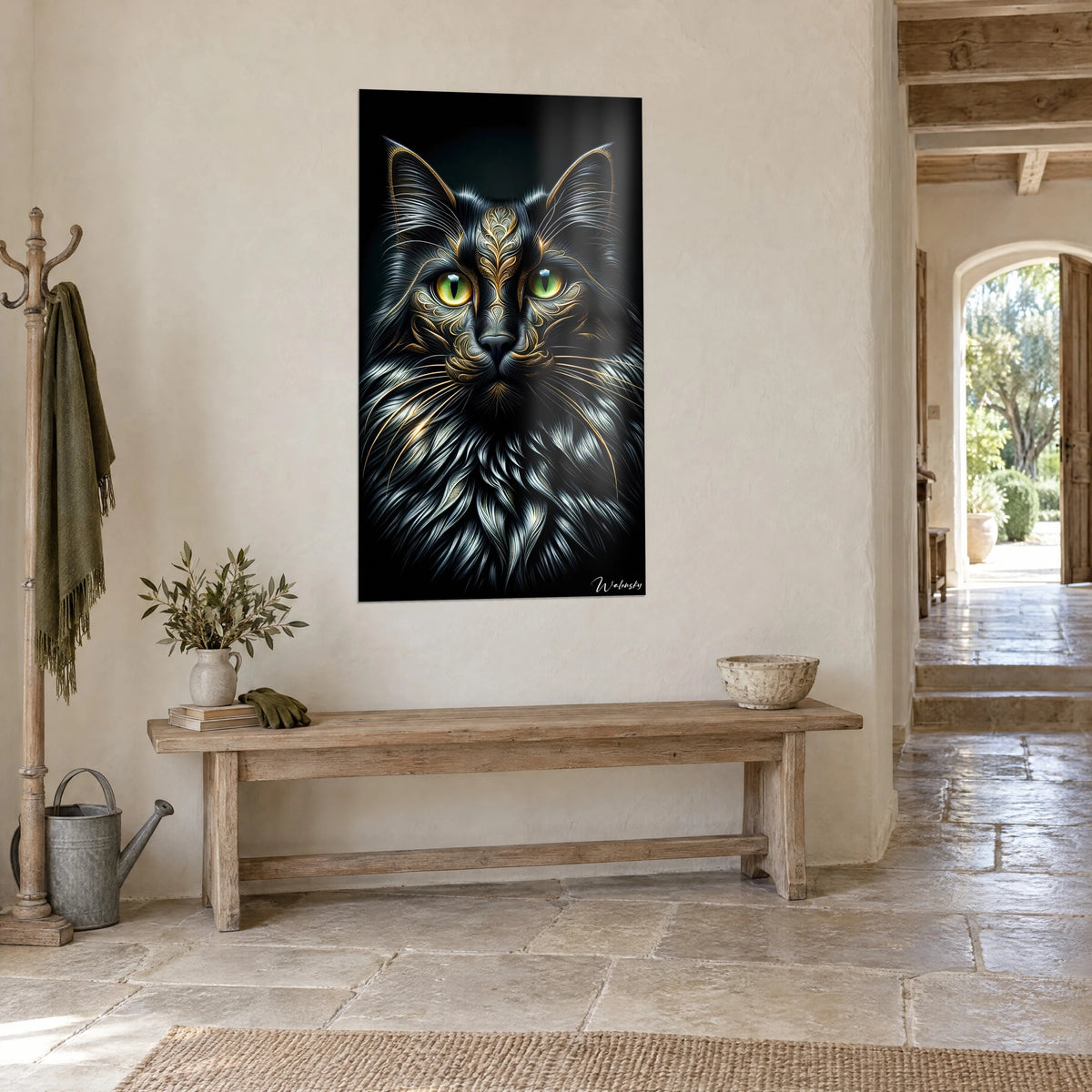 Schilderij kattenportret met ebbenhouten en zilveren vacht, koperkleurige snorharen, driekwart aanzicht tegen een okerkleurige muur, stenen gang