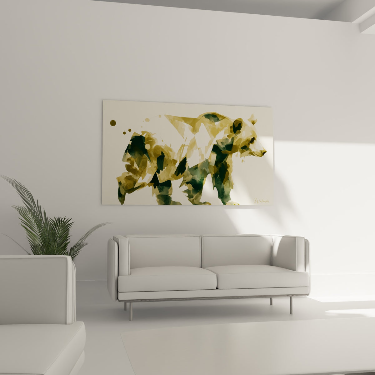 Ours brun fragmenté aux tons ocre et gris foncé accroché au-dessus d'un canapé dans un salon lumineux
