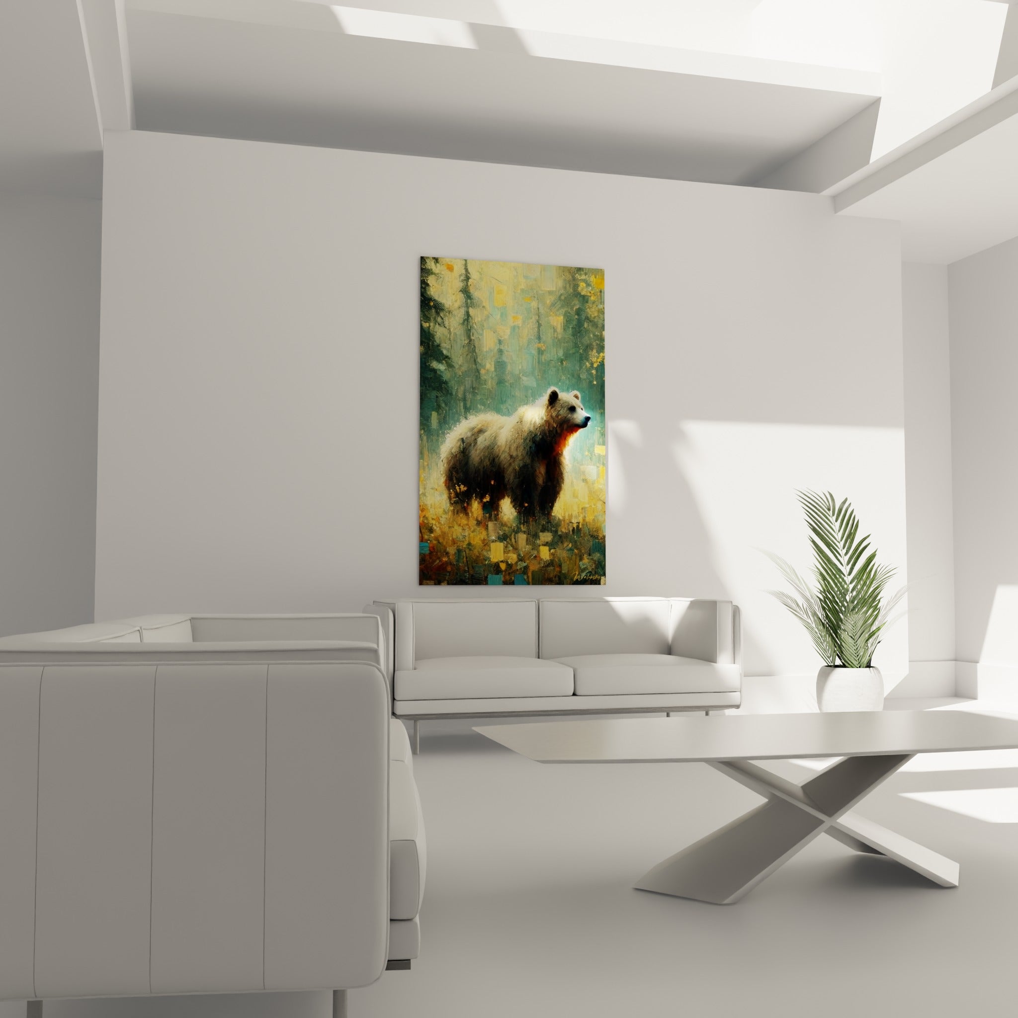 Ours brun aux tons dorés et anthracite accroché au-dessus d'un canapé dans un salon lumineux