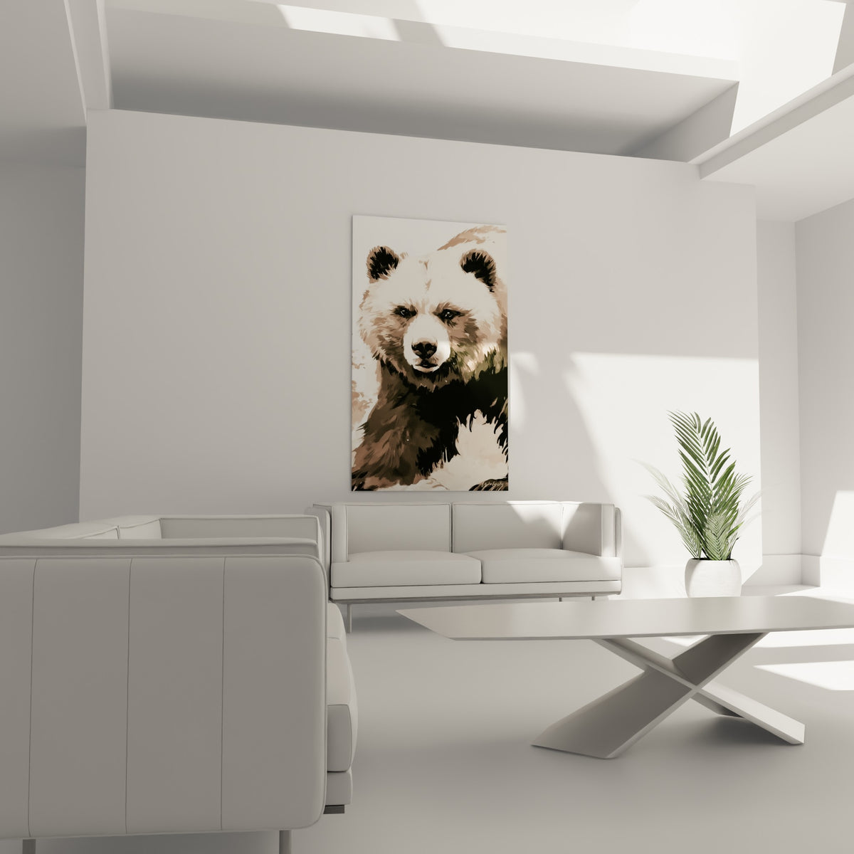 Ours brun anthracite et crème peint en touches vives, suspendu au-dessus d'un canapé dans un salon lumineux