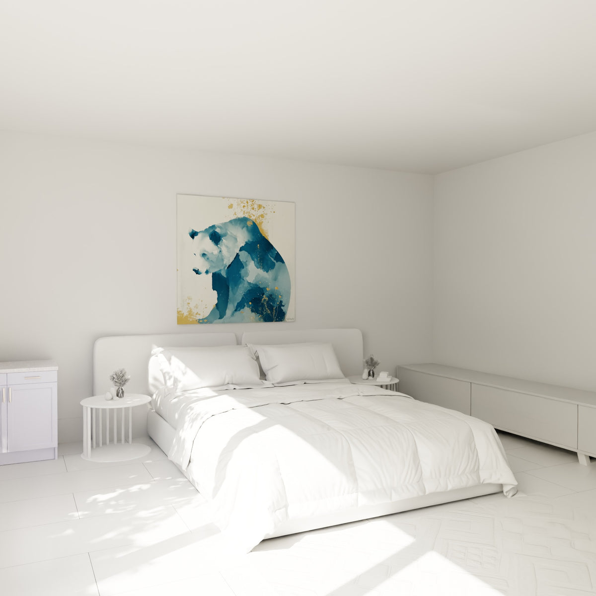 Silhouette d'ours brun bleu pastel et doré accrochée au-dessus d'un lit dans une chambre claire