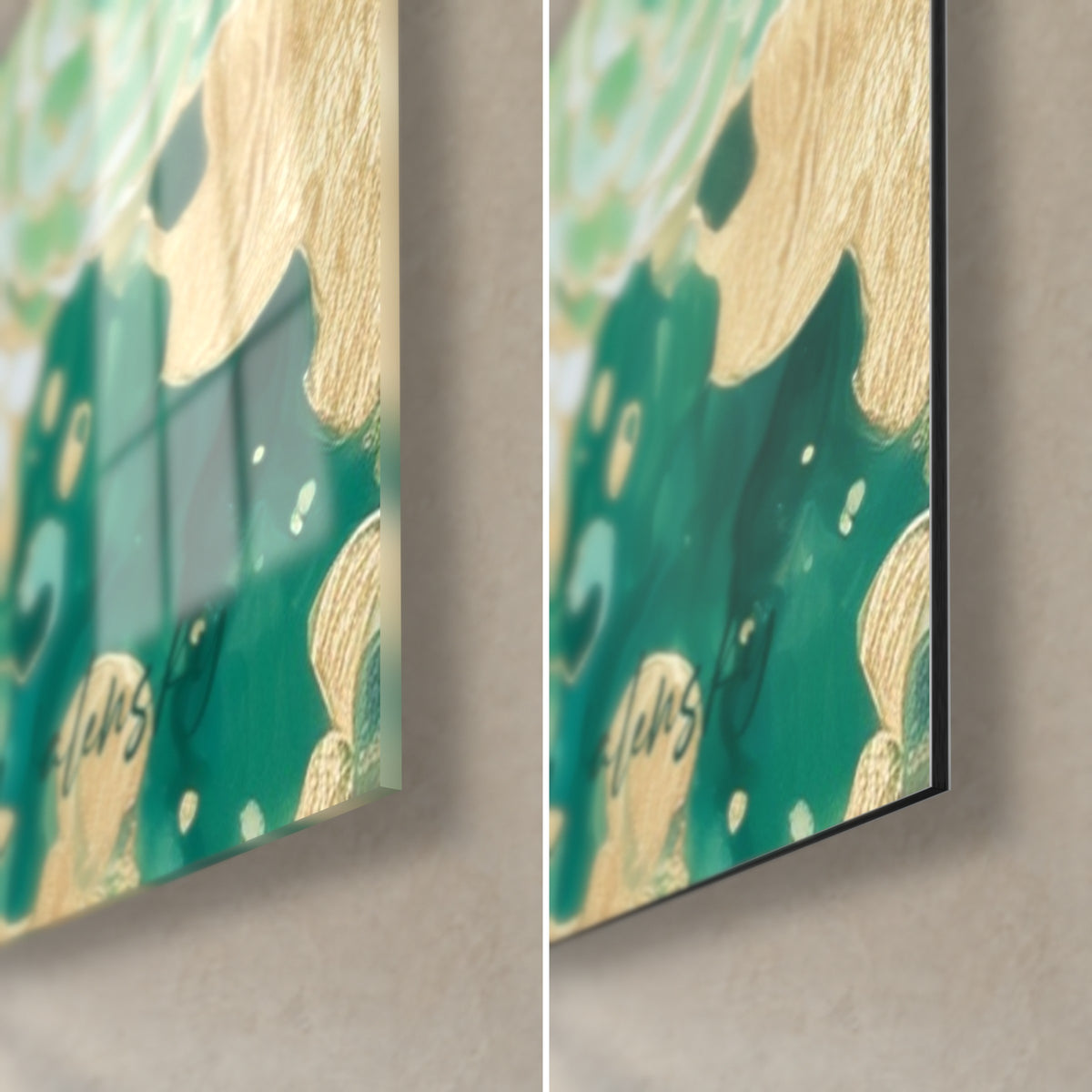 Tableau ours émeraude et dorures marbrées, coin bas droit en verre acrylique brillant et alu Dibond mat, tranche noire de 3 mm visible