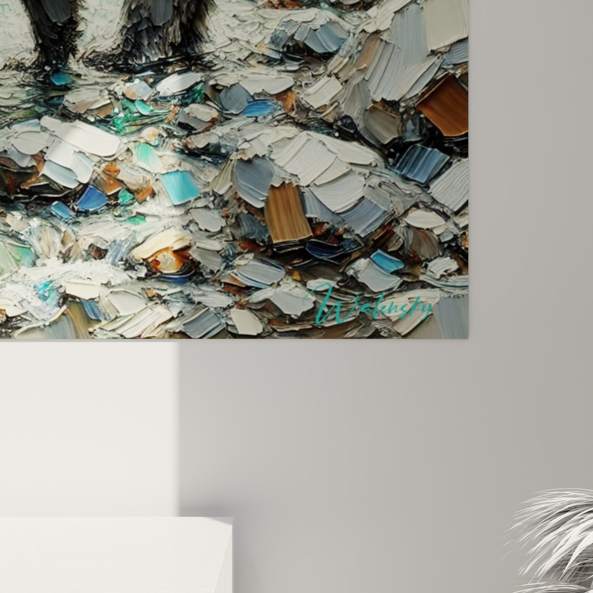 Empâtements épais gris, blanc et turquoise formant la fourrure de l'ours et l'écume de la rivière en gros plan