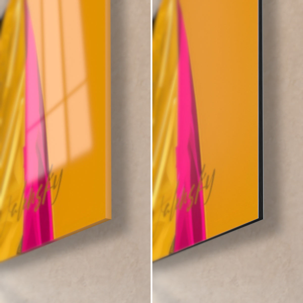 Tableau ours à capuche rose, coin bas droit : verre acrylique brillant aux reflets orangés à gauche, alu Dibond noir mat à droite
