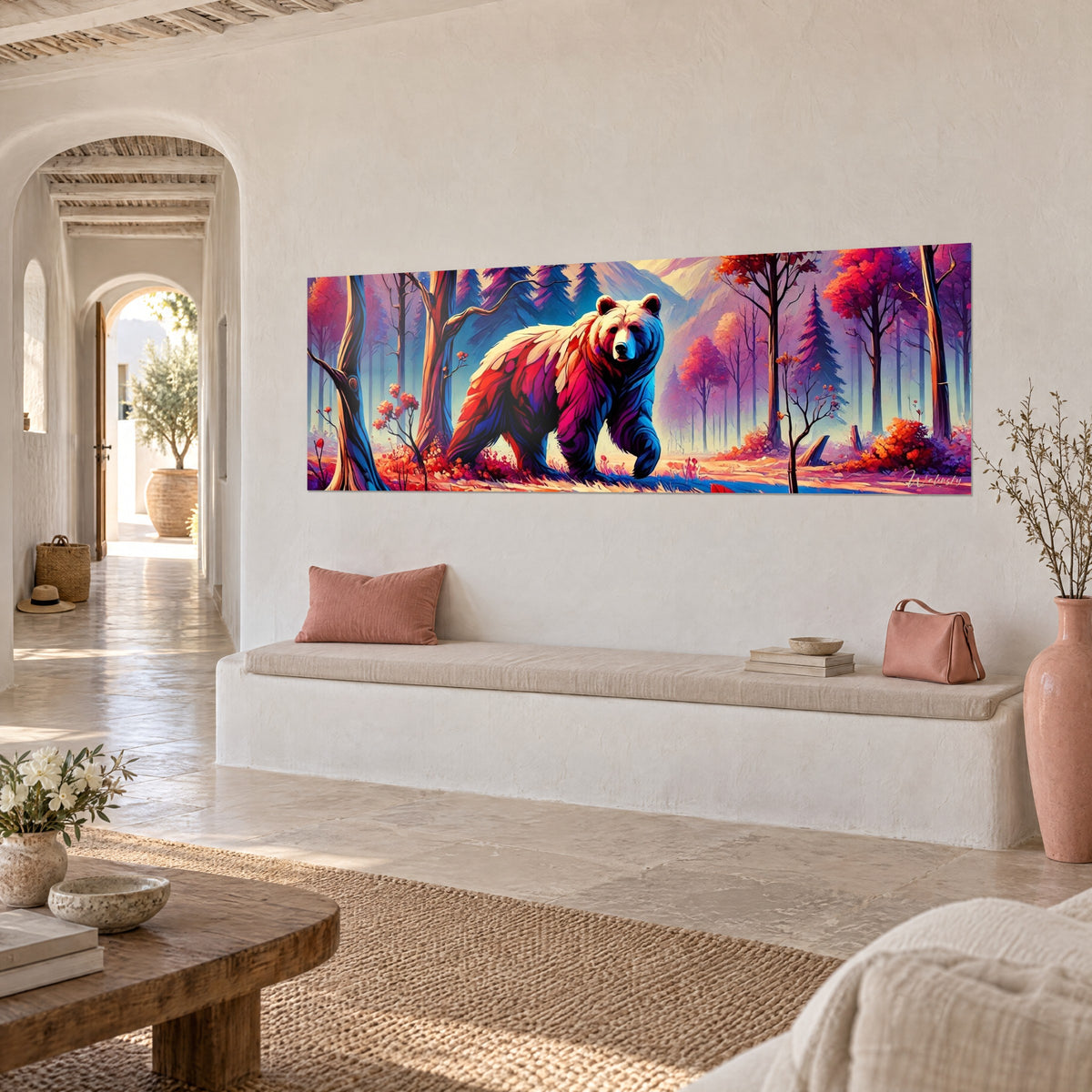 Tableau plantigrade au pelage carmin et indigo traversant des mélèzes violets, panorama rose et turquoise, mur chaulé méditerranéen