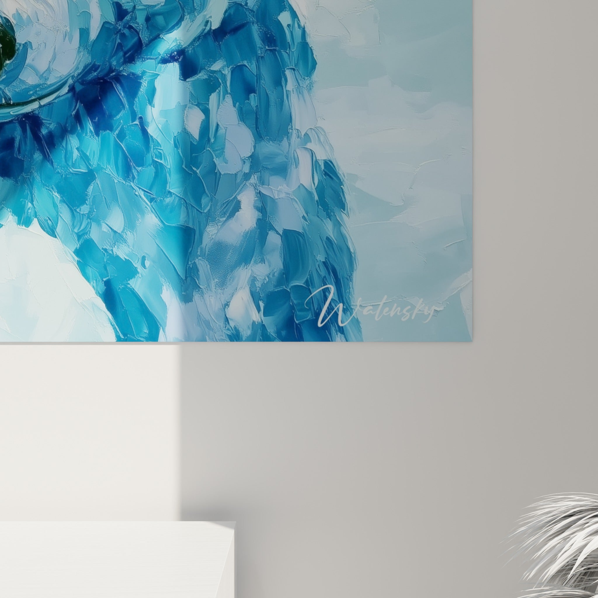 Matière peinte en relief révélant coulures blanches et touches de bleu marine qui se mêlent au grain de la toile