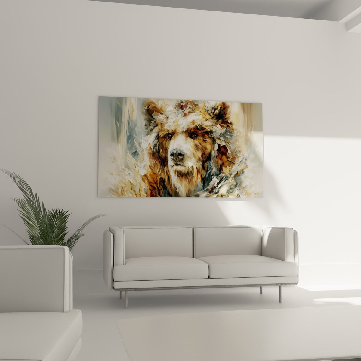 Portrait d'ours brun beige et anthracite suspendu au-dessus d'un canapé dans un salon lumineux