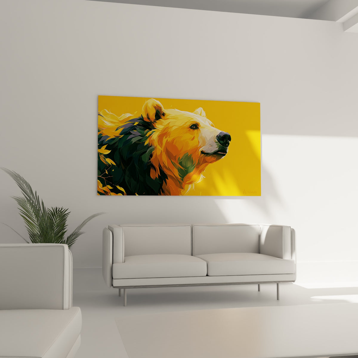 Regard perçant de l'ours brun sur fond jaune intense, accroché au-dessus d'un canapé dans un salon lumineux