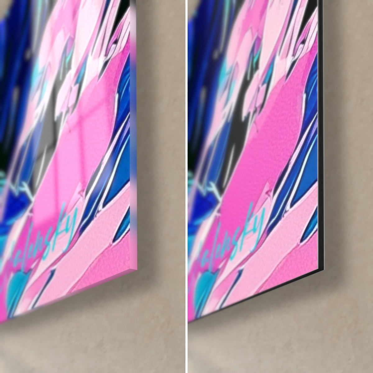 Gemälde Bärenporträt in Türkis, leuchtend rosa Fellspitzen, glänzendes Glas links und mattes Dibond rechts