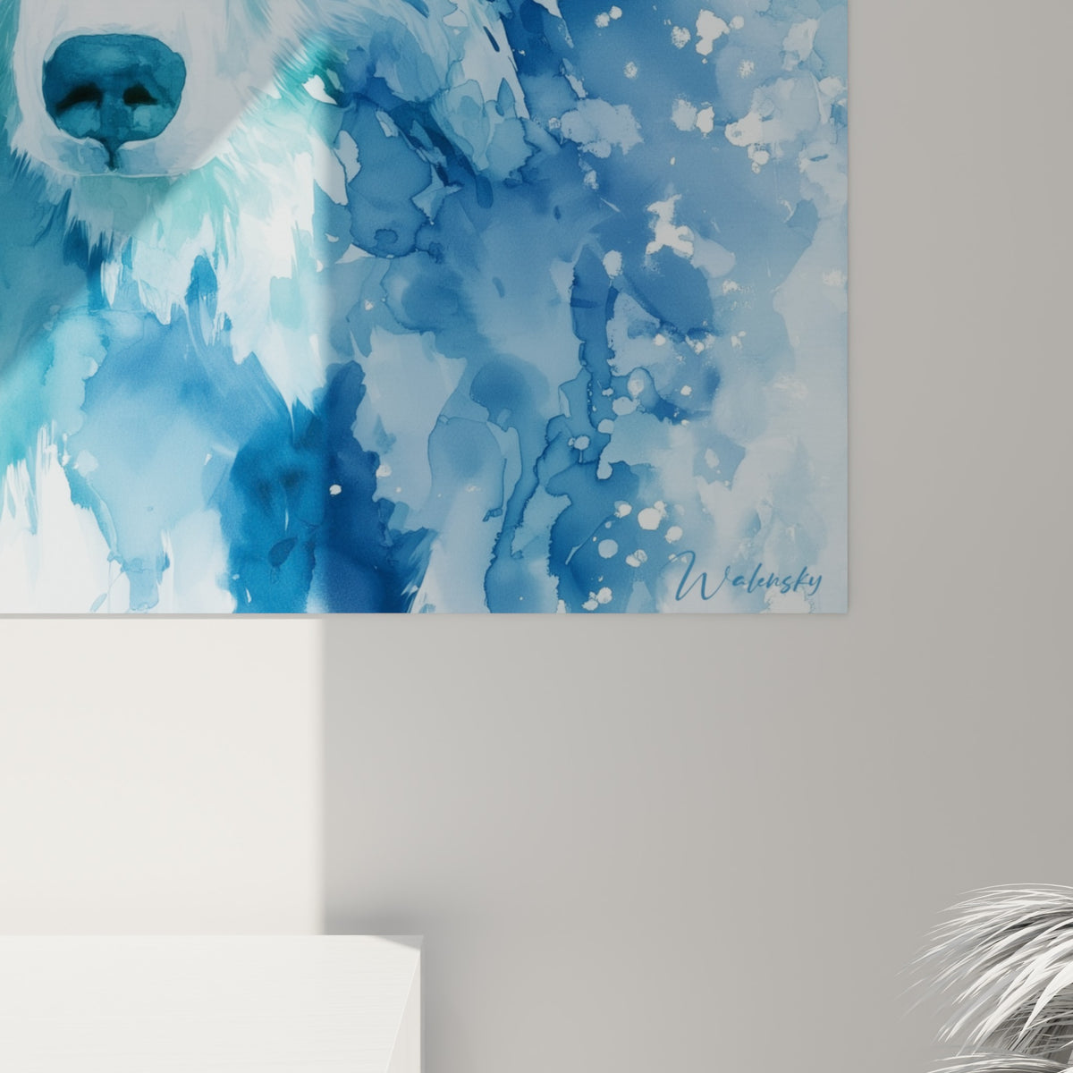 Empâtements et coulures bleu marine, turquoise et blanc formant le pelage texturé de l'ours brun