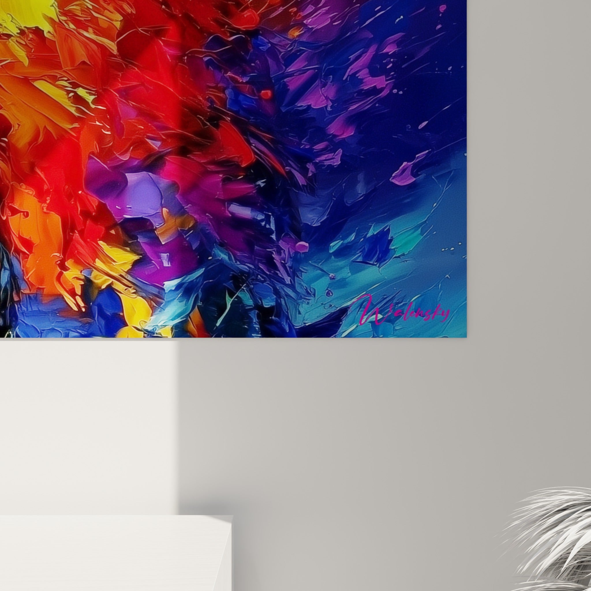 Empâtements colorés bleu, rouge et jaune visibles de près sur ce tableau ours brun texturé au couteau