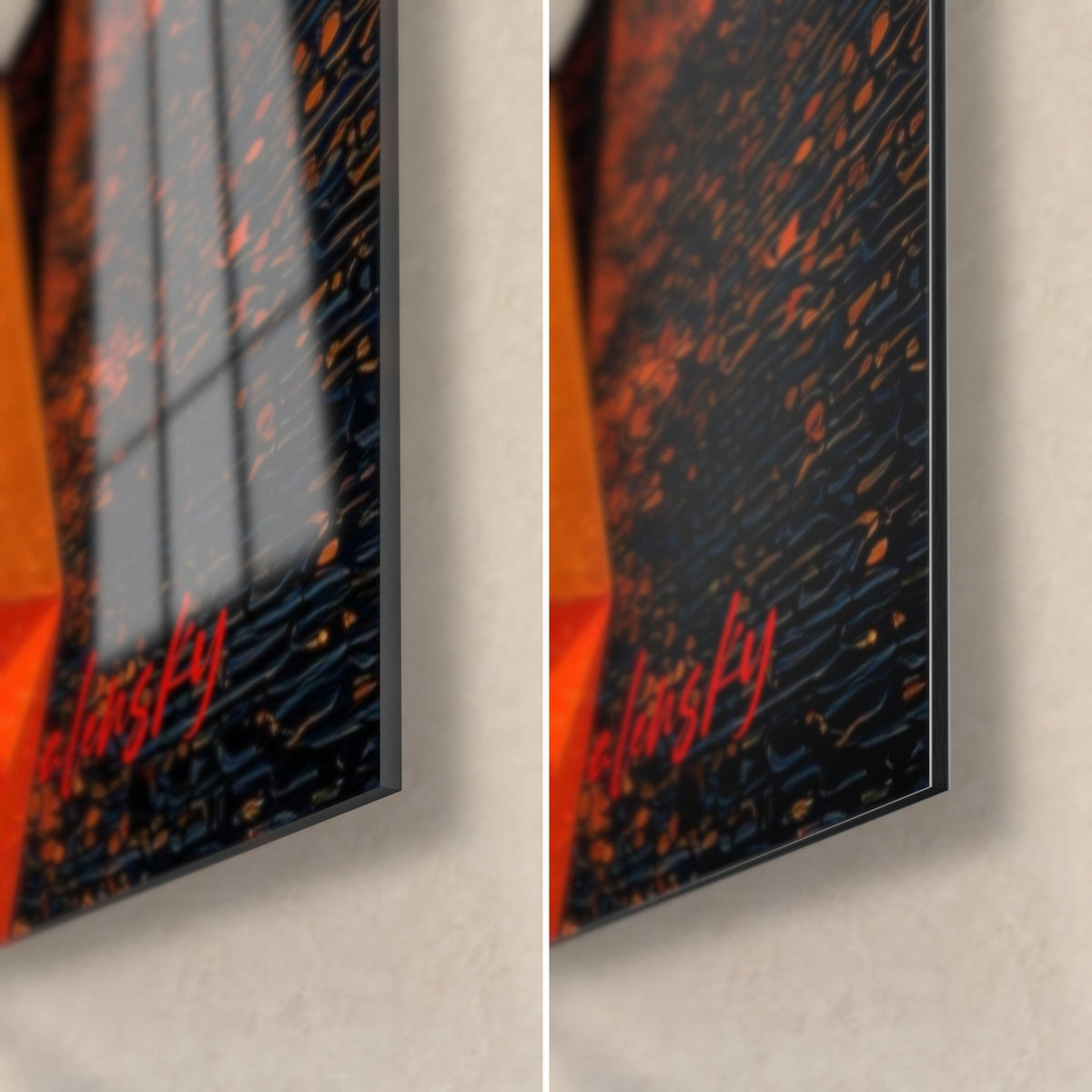 Tableau ours en armure de triangles orange et anthracite, coin bas droit : verre acrylique brillant à gauche, Dibond mat à droite, tranche 3 mm