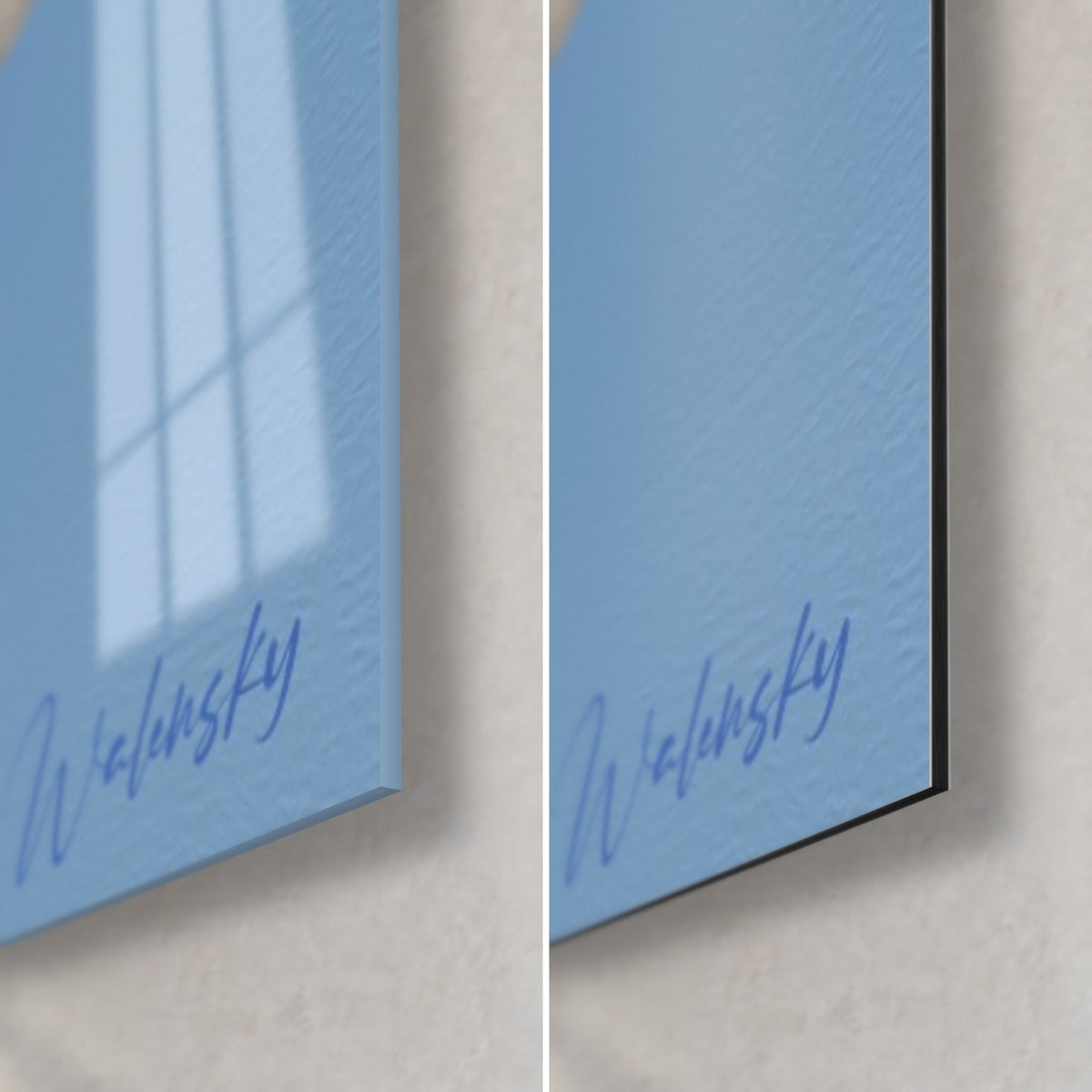Wall art brown bear, bottom right corner: blue signature on light blue, glossy glass on the left, matte Dibond on the right, black edge