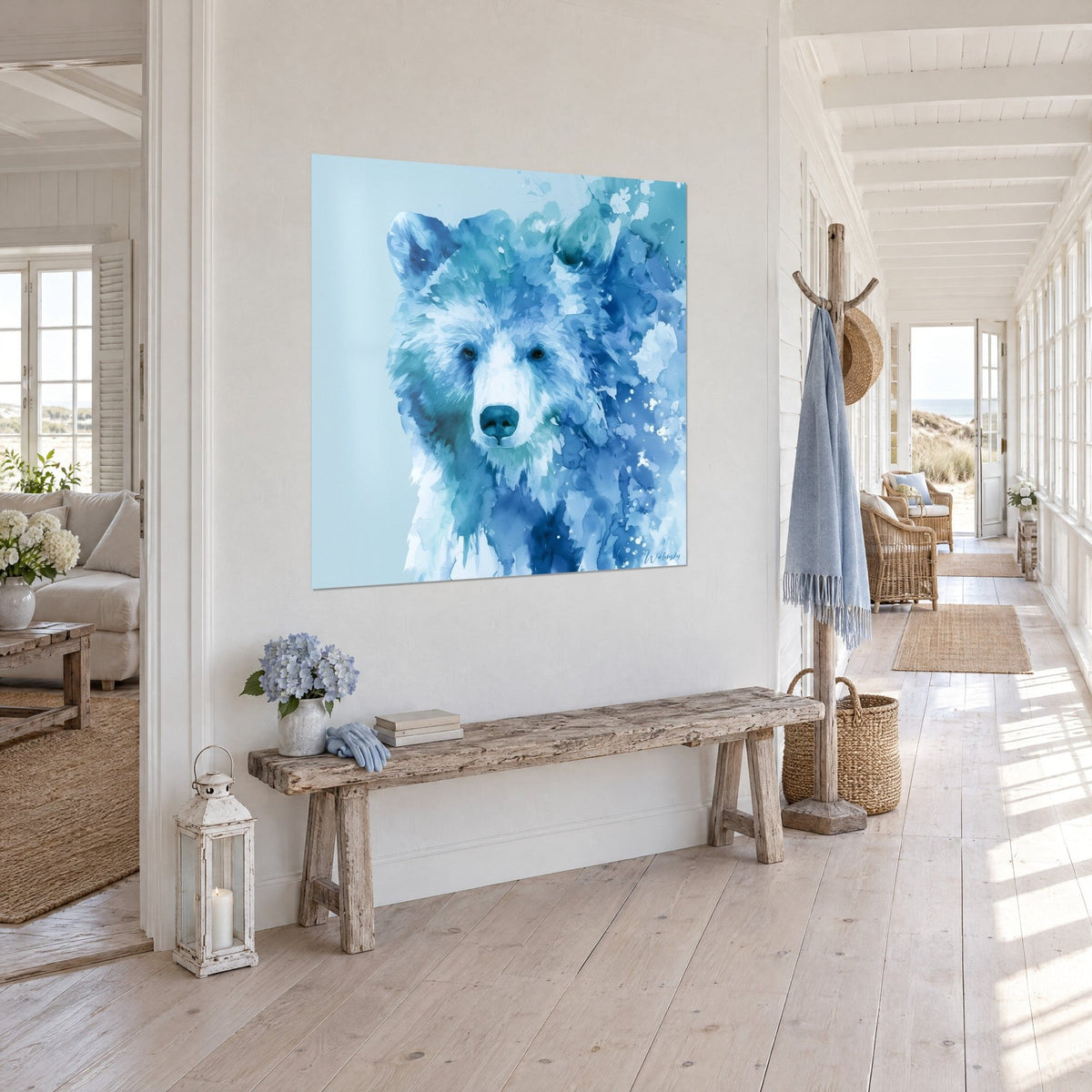 Gemälde dunkle Schnauze eines großen Bären, Fell in Gletscherblau und Türkis, an der Wand neben einer Holzbank im Flur