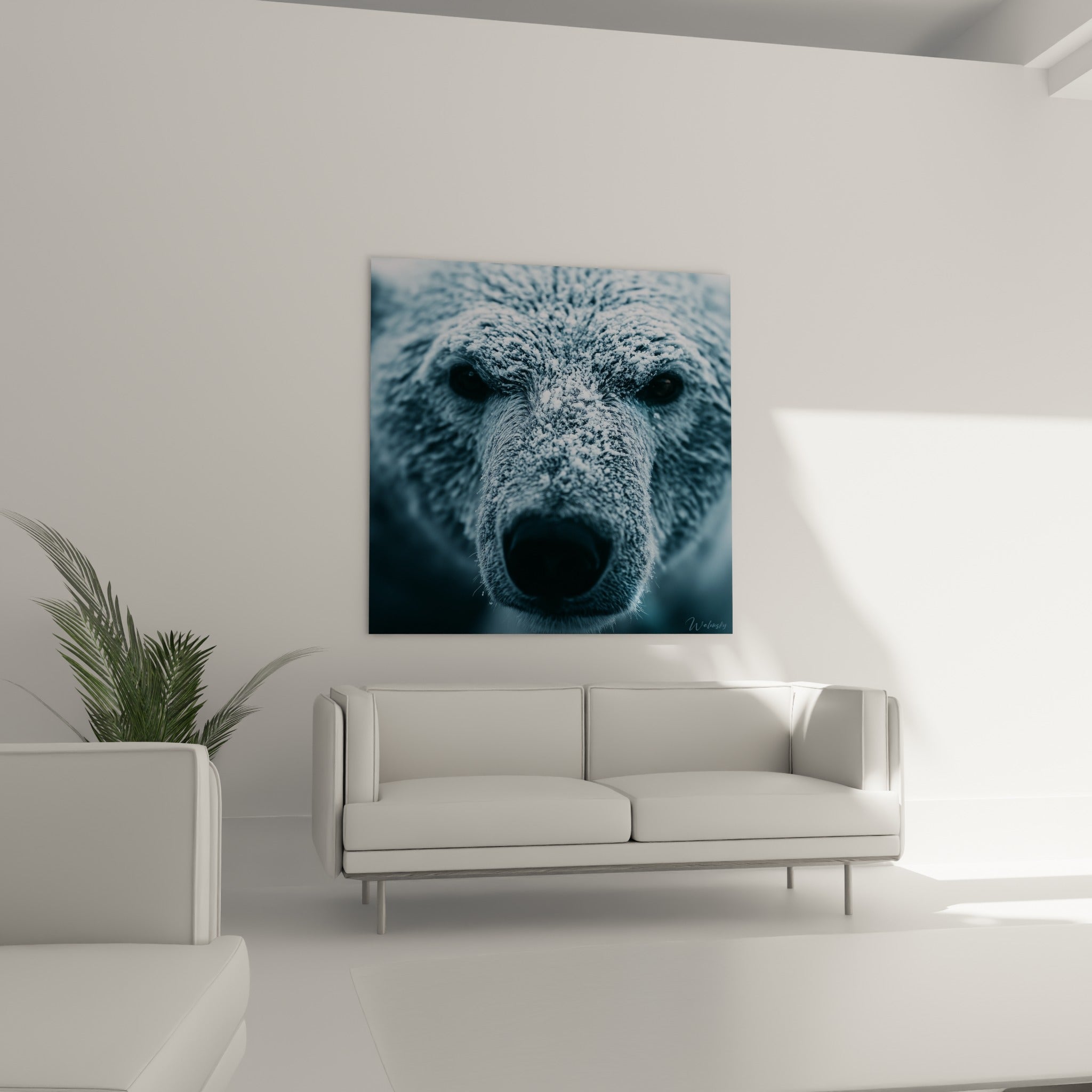 Regard intense d'ours polaire aux tons bleu pastel et blanc au-dessus d'un canapé dans un salon lumineux