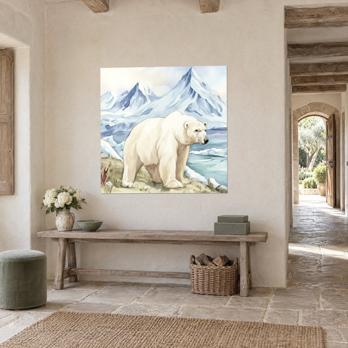 Quadro di un orso polare dal manto avorio di fronte a un mare turchese, cime azzurrate, su una parete intonacata di un ingresso in pietra