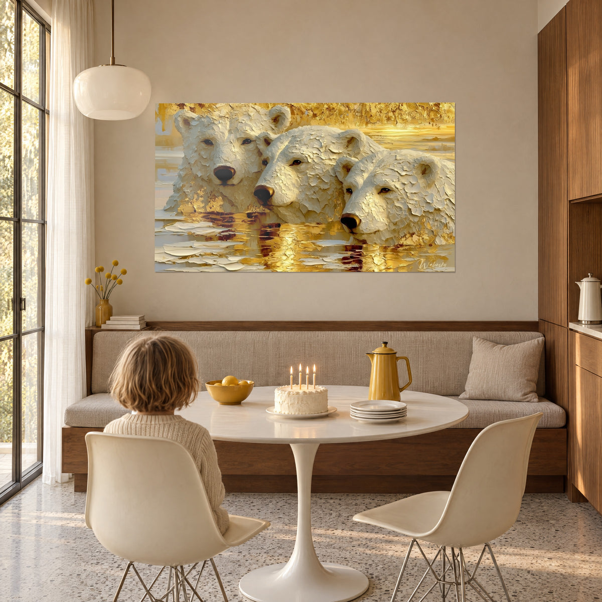 Tableau portrait de trois ours en relief de peinture ivoire, feuillage doré en haut, reflets miel sur l'eau, dans un coin repas lumineux