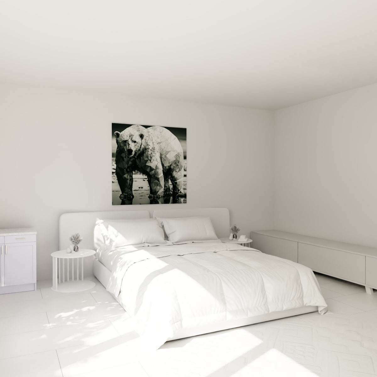 Silhouette massive d'ours polaire noir et blanc en polygones, au-dessus d'un lit dans une chambre claire