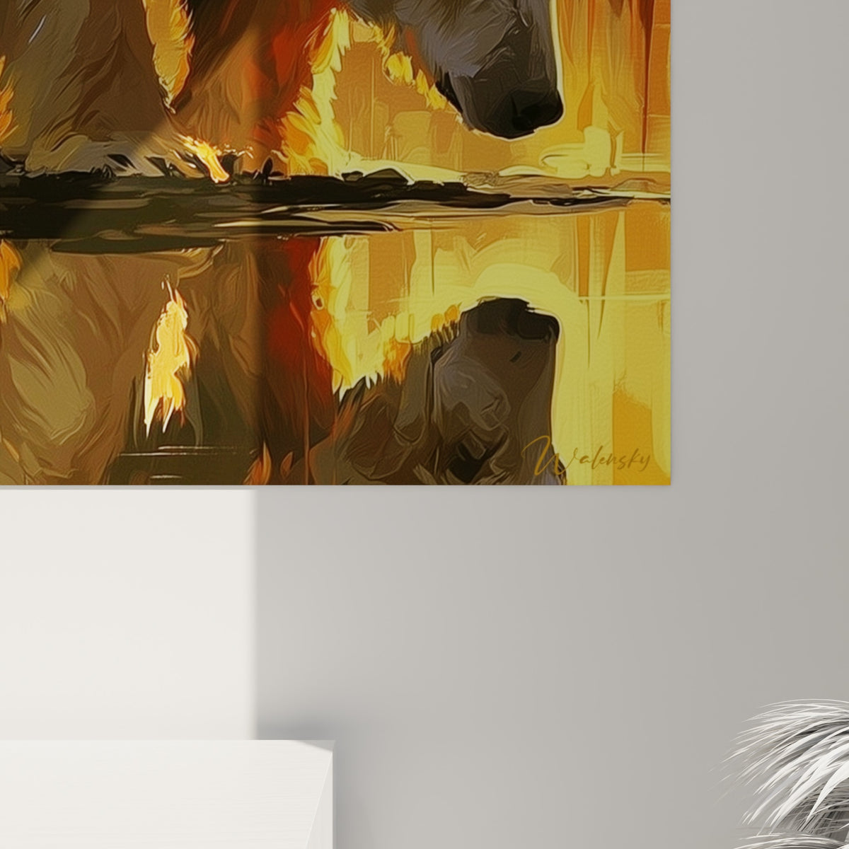 Empâtements dorés et orangés visibles sur la fourrure blanche de l'ours polaire, matière et coulures de peinture apparentes