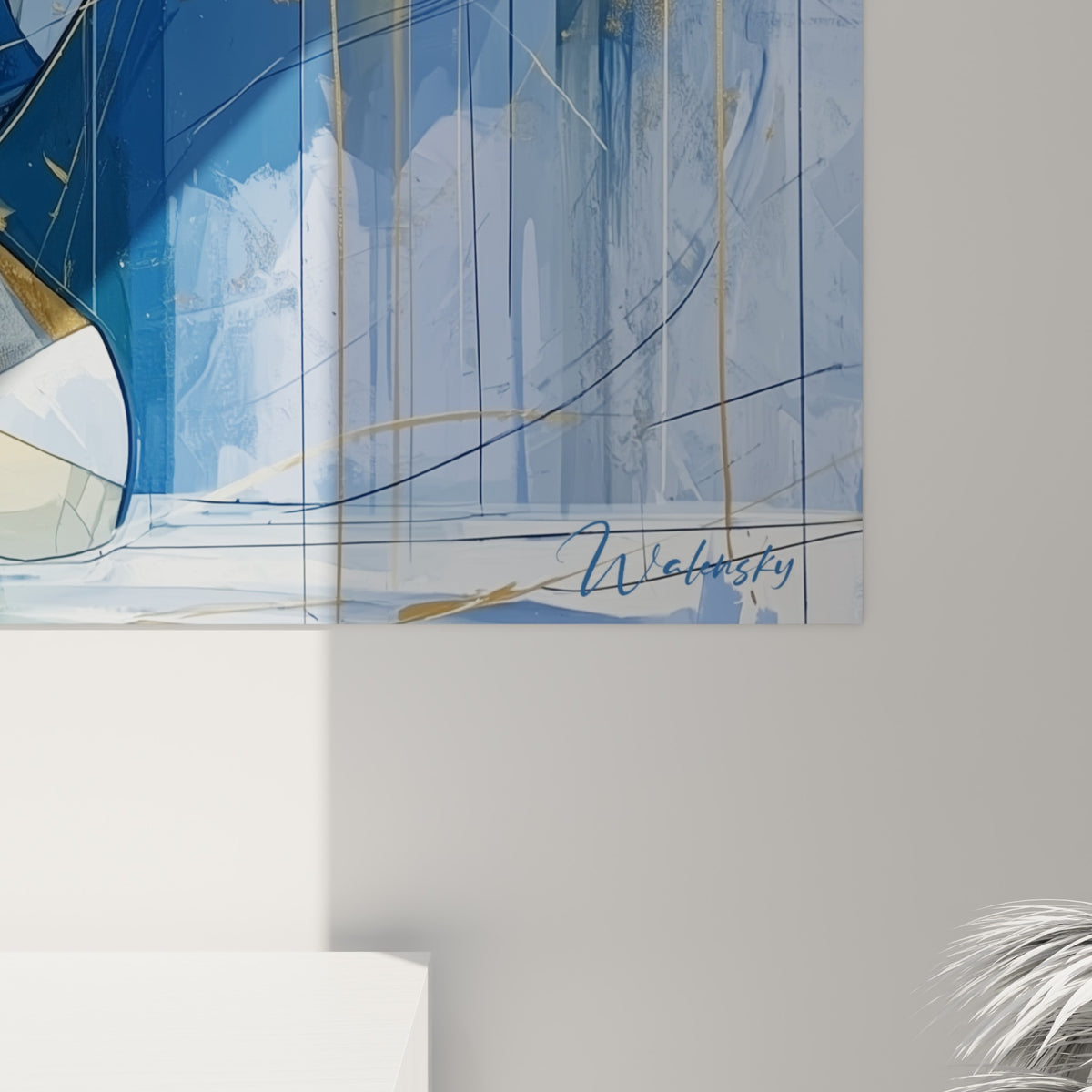 Empâtements dorés et bleu marine se croisant sur la toile, grain visible des triangles géométriques de l'ours polaire