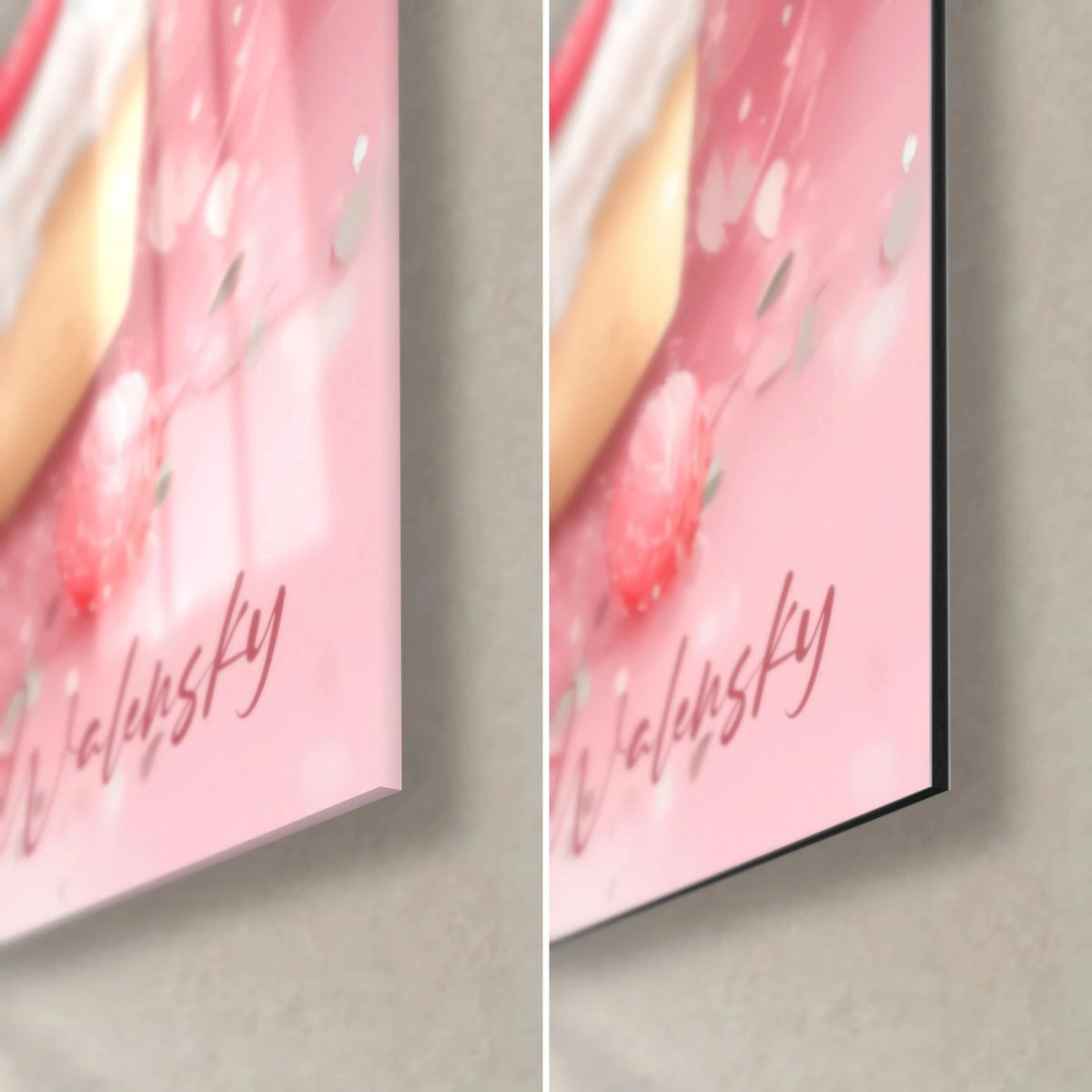 Wall art cuddling teddy bears in pink and white hats, bottom right corner: glossy acrylic glass on the left, matte Dibond aluminium on the right, 3 mm thickness