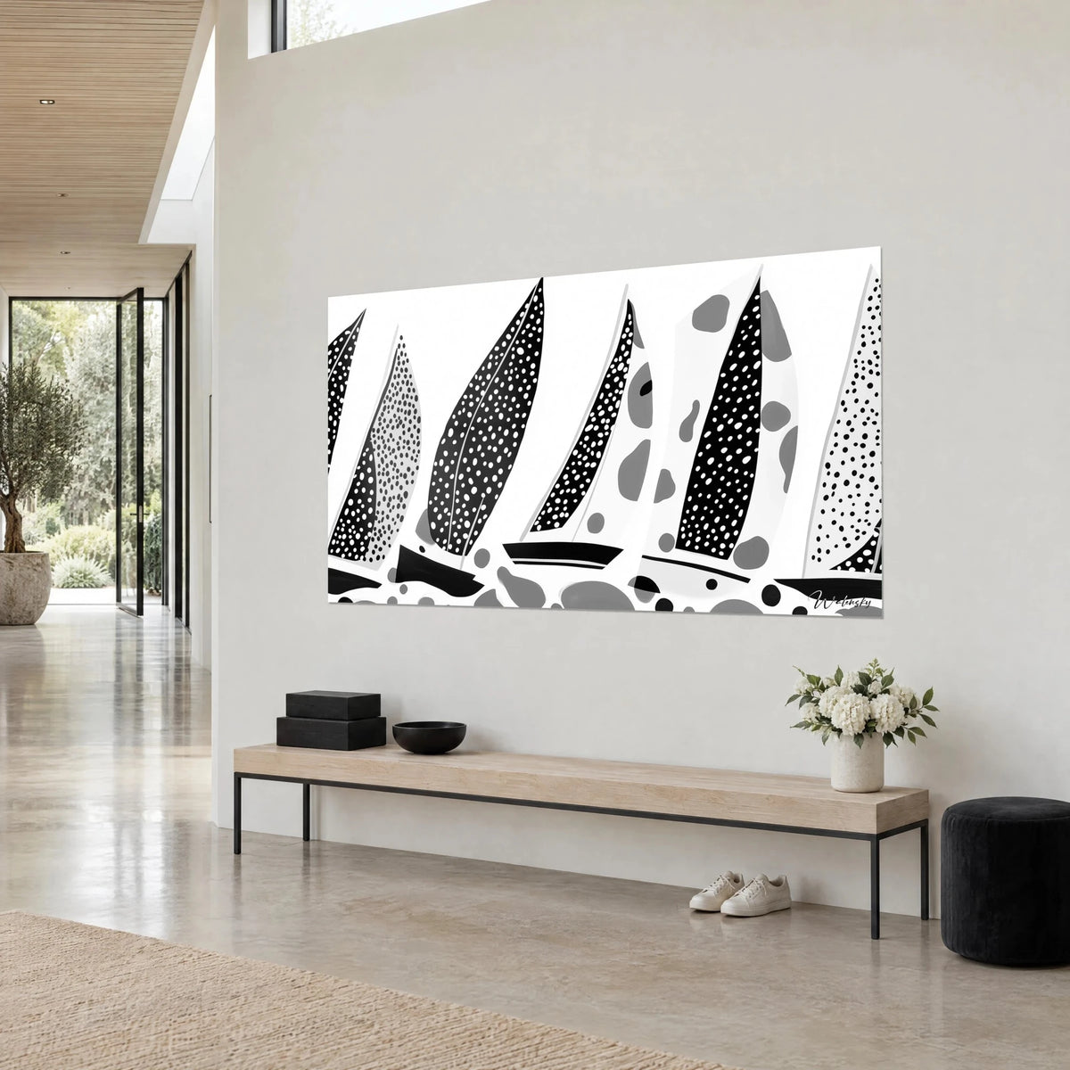 Cuadro de una flotilla de veleros estilizados, lunares blancos sobre velas negras y manchas gris perla, visto de lado en un salón de arquitecto