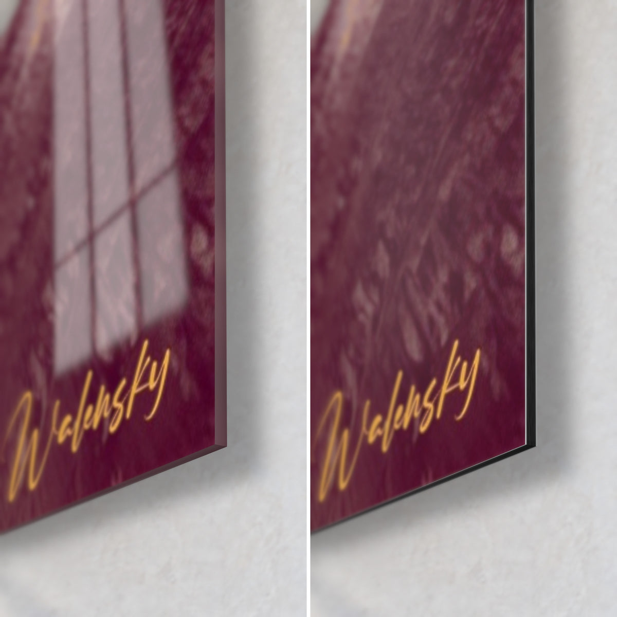 Wall art with a violet palm frond against a turquoise sky, bottom right corner: glossy acrylic glass on the left, matte Dibond aluminium on the right
