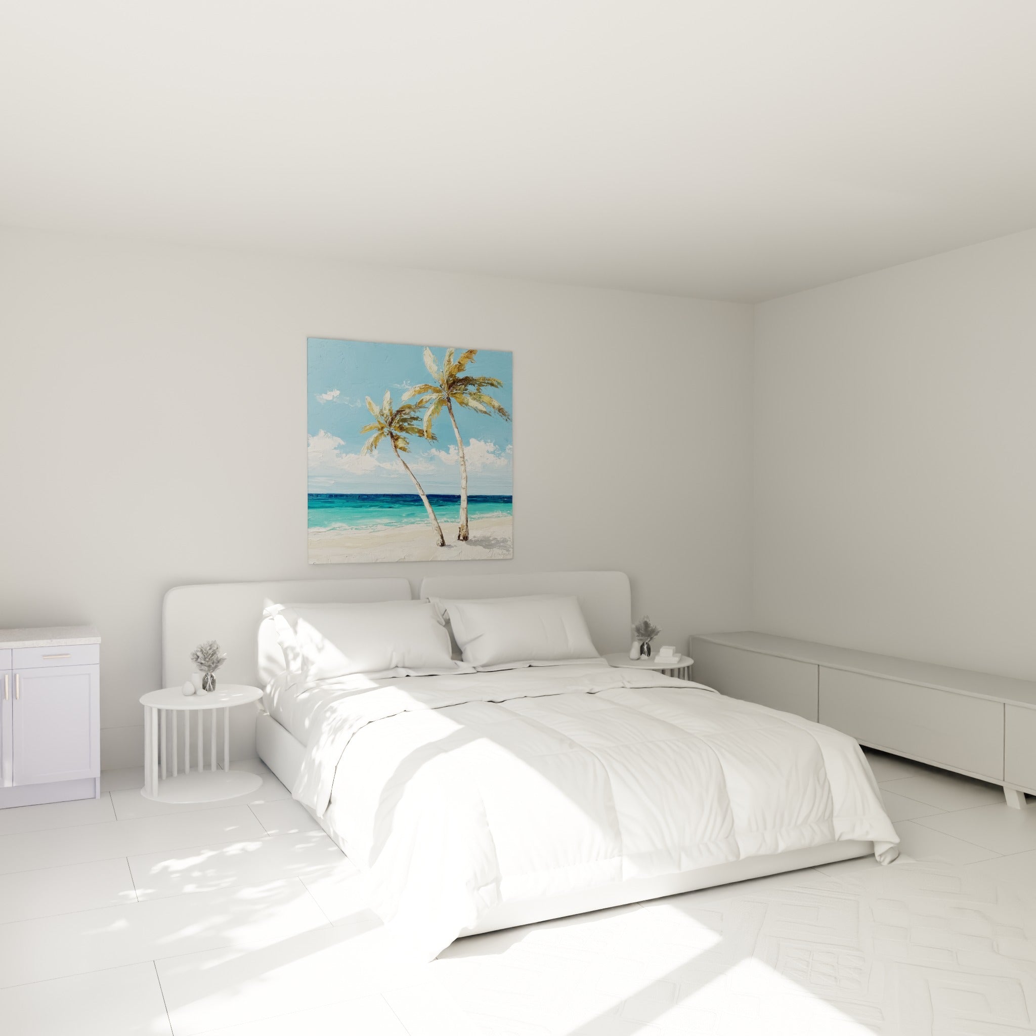Palmiers turquoise et dorés inclinés vers l'horizon, au-dessus d'un lit dans une chambre claire
