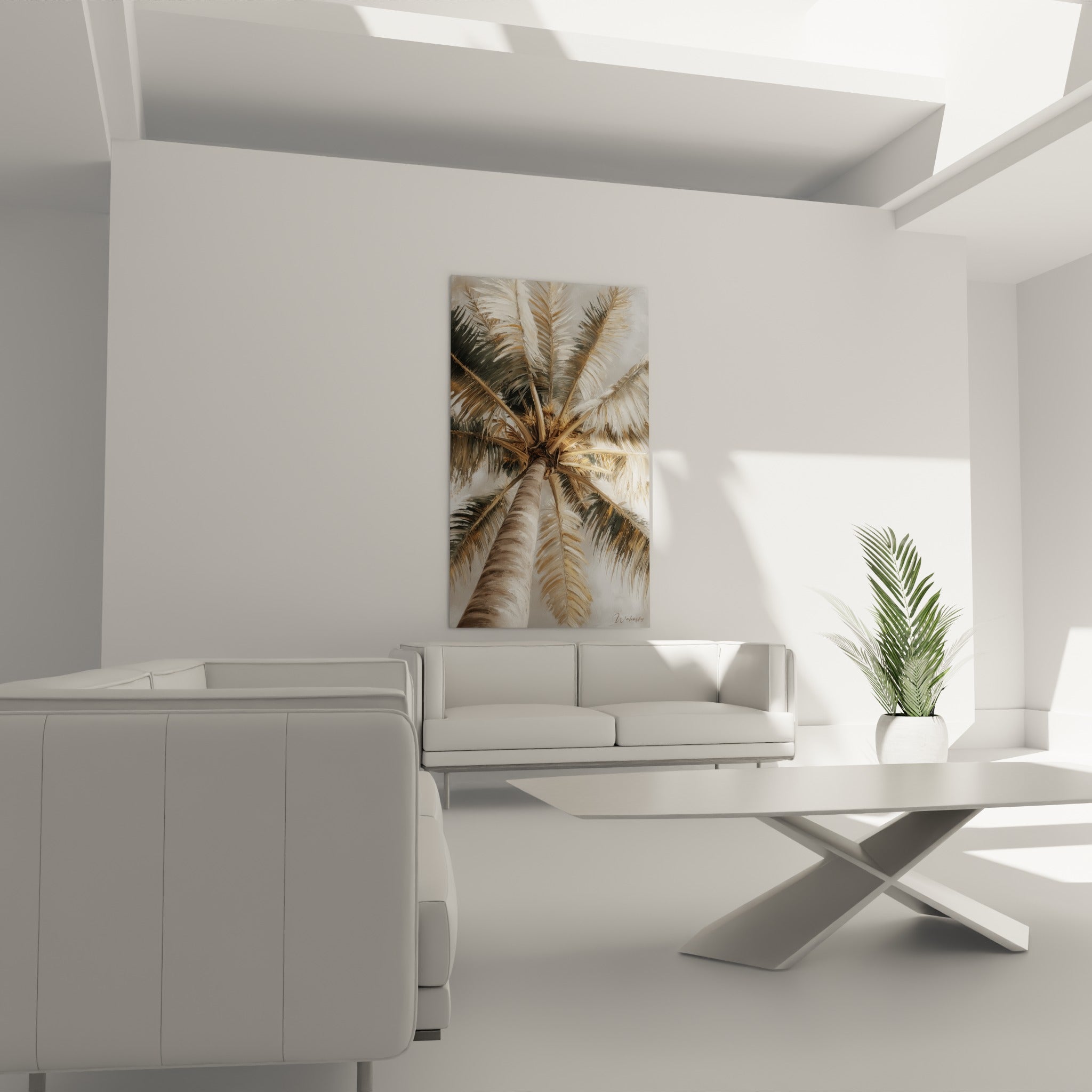 Feuillage doré et beige d'un palmier vu du dessous, au-dessus d'un canapé dans un salon lumineux