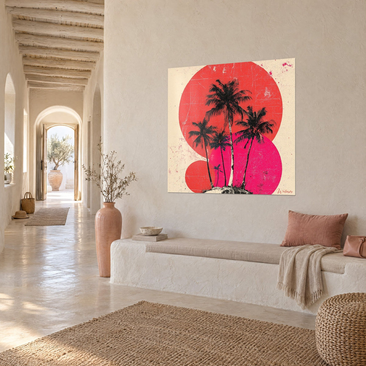 Quadro palme da cocco in sagoma su grandi cerchi vermiglio e magenta, fondo crema, visto di tre quarti in fondo a una galleria a volta