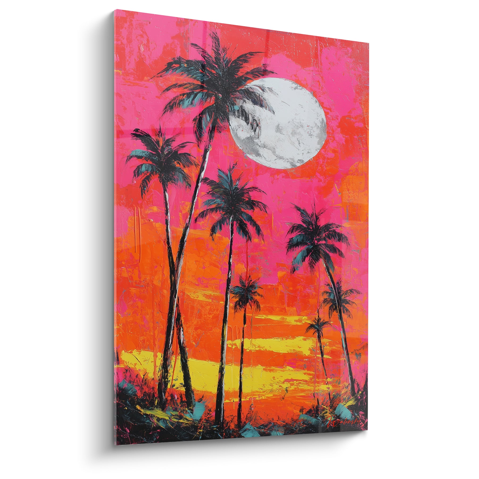 Palmiers noirs se détachant sur un ciel rose fuchsia et orange avec une pleine lune blanche