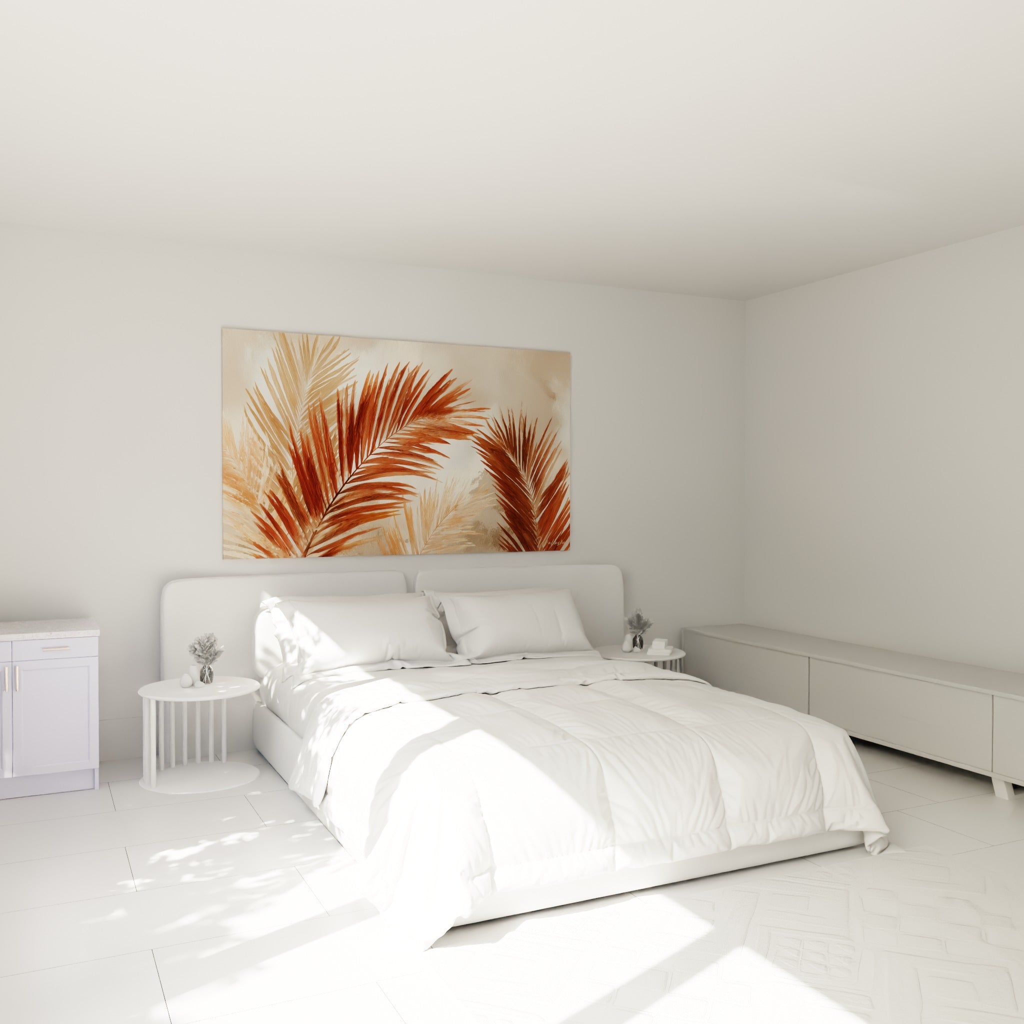 Palmier terracotta et rouille aux nervures fines, accroché au-dessus d'un lit dans une chambre claire