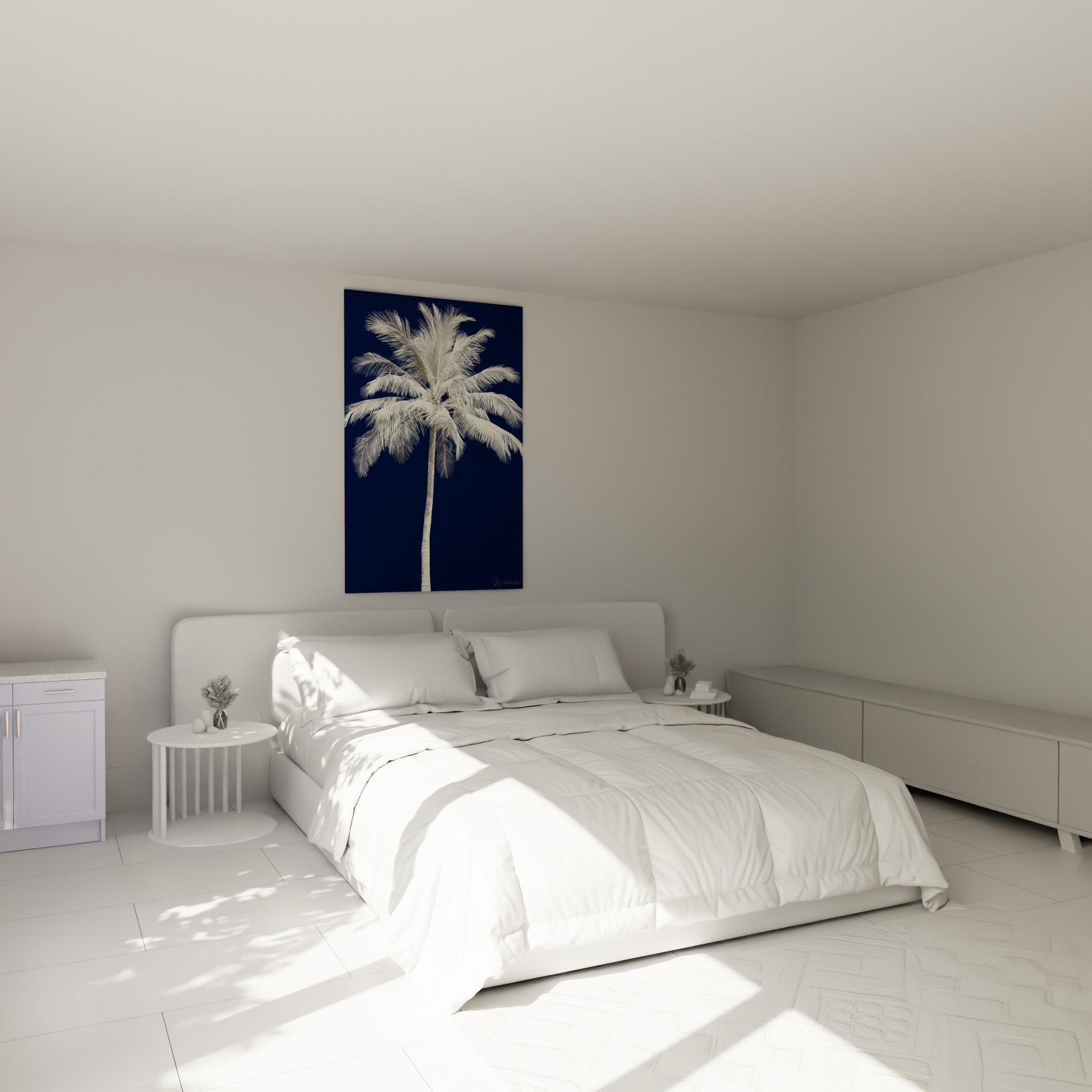 Silhouette de palmier blanc sur fond bleu marine, accrochée au-dessus d'un lit dans une chambre claire