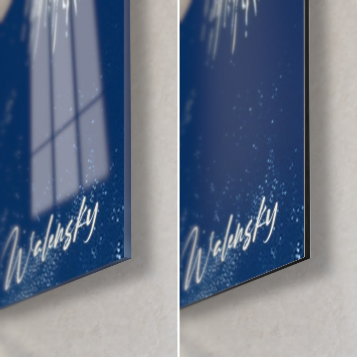 Wall art palm tree in midnight blue and white, bottom right corner: glossy acrylic glass with reflections on the left, matte Dibond on the right