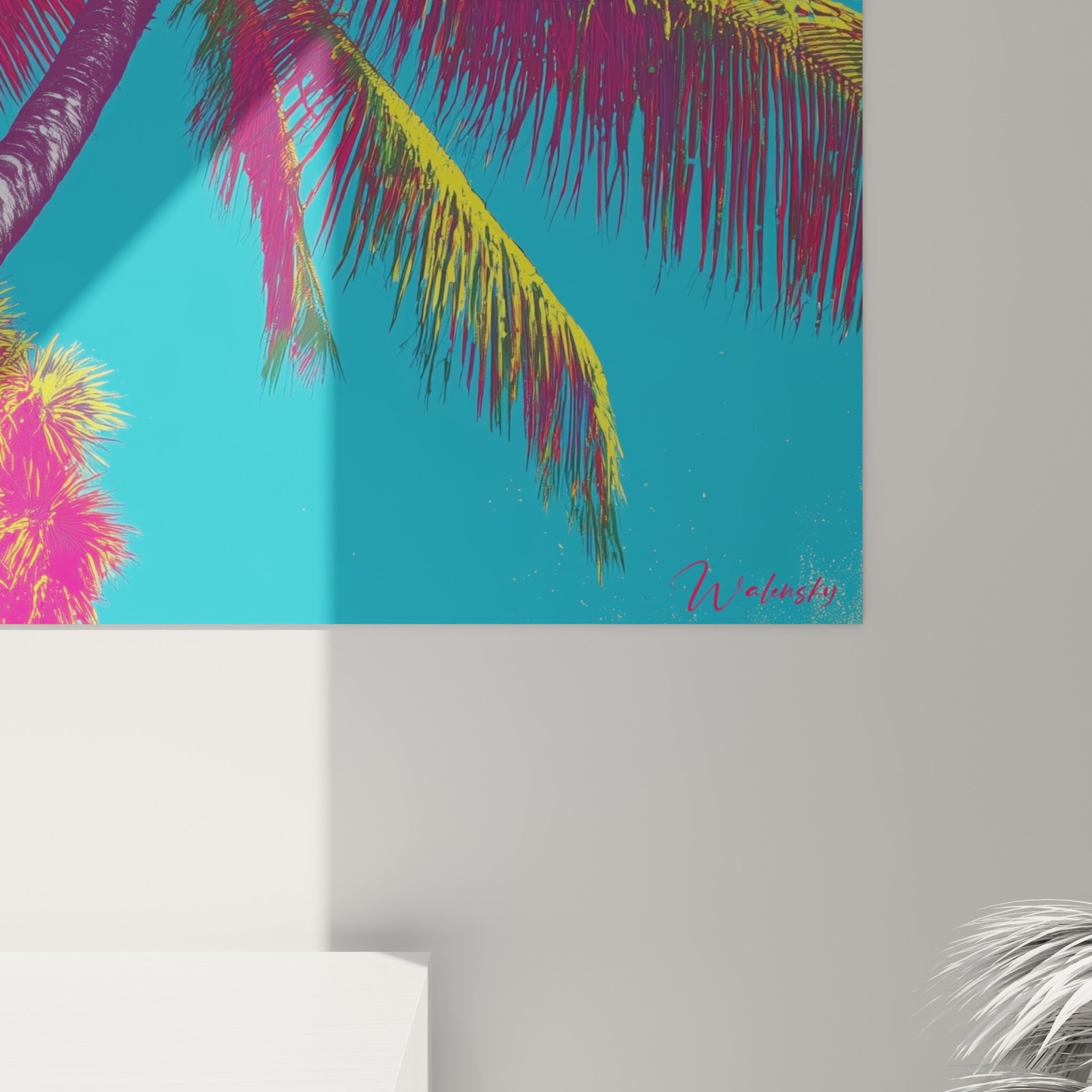 Grain de l'impression visible sur les hachures jaunes et fuchsia du feuillage contre le fond bleu turquoise