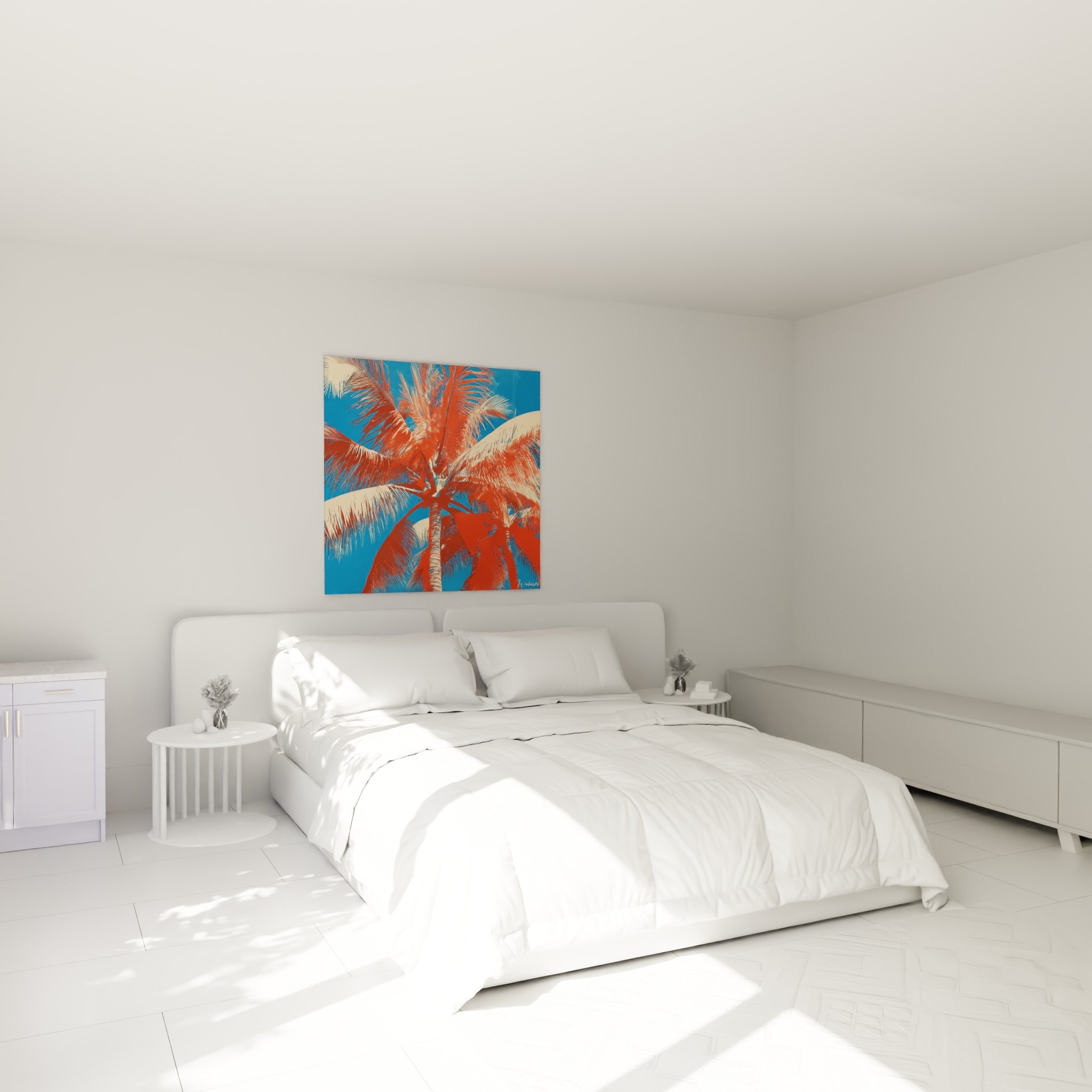 Feuillage de palmier rouge et crème sur ciel bleu intense, accroché au-dessus d'un lit dans une chambre claire