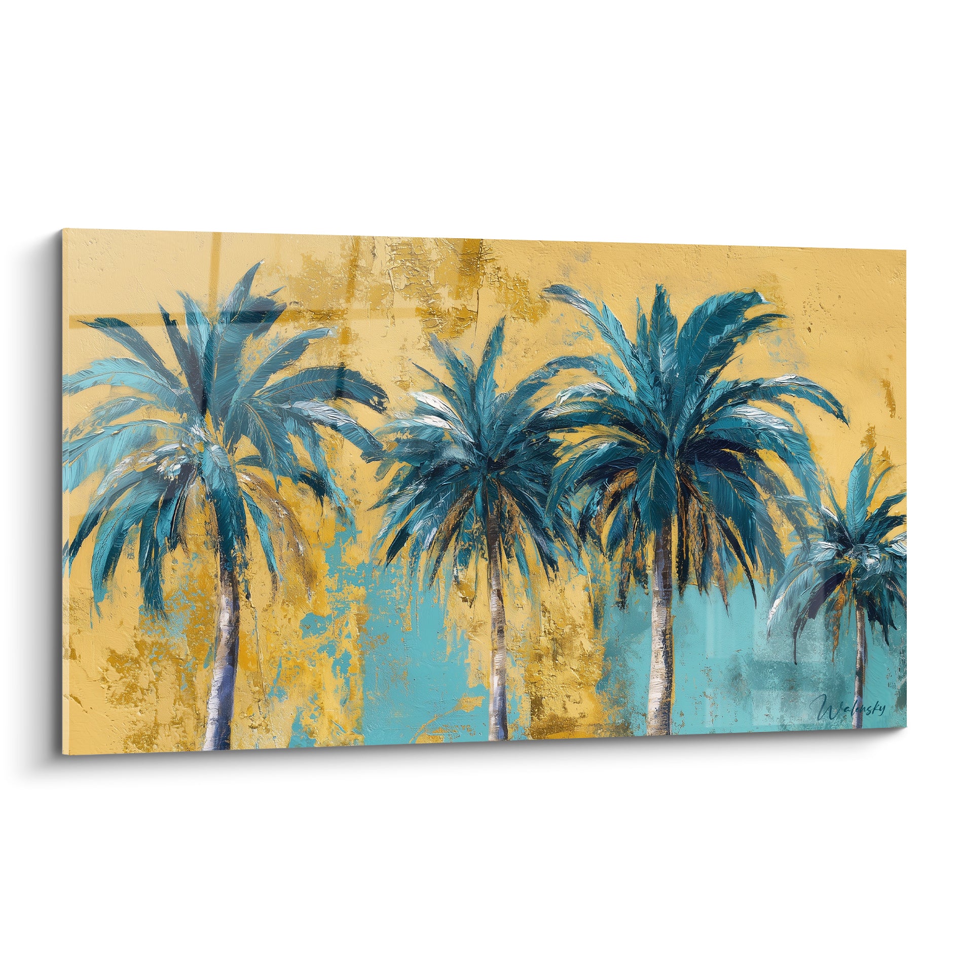 Palmiers turquoise et troncs blancs se détachant sur un fond ocre doré texturé et lumineux