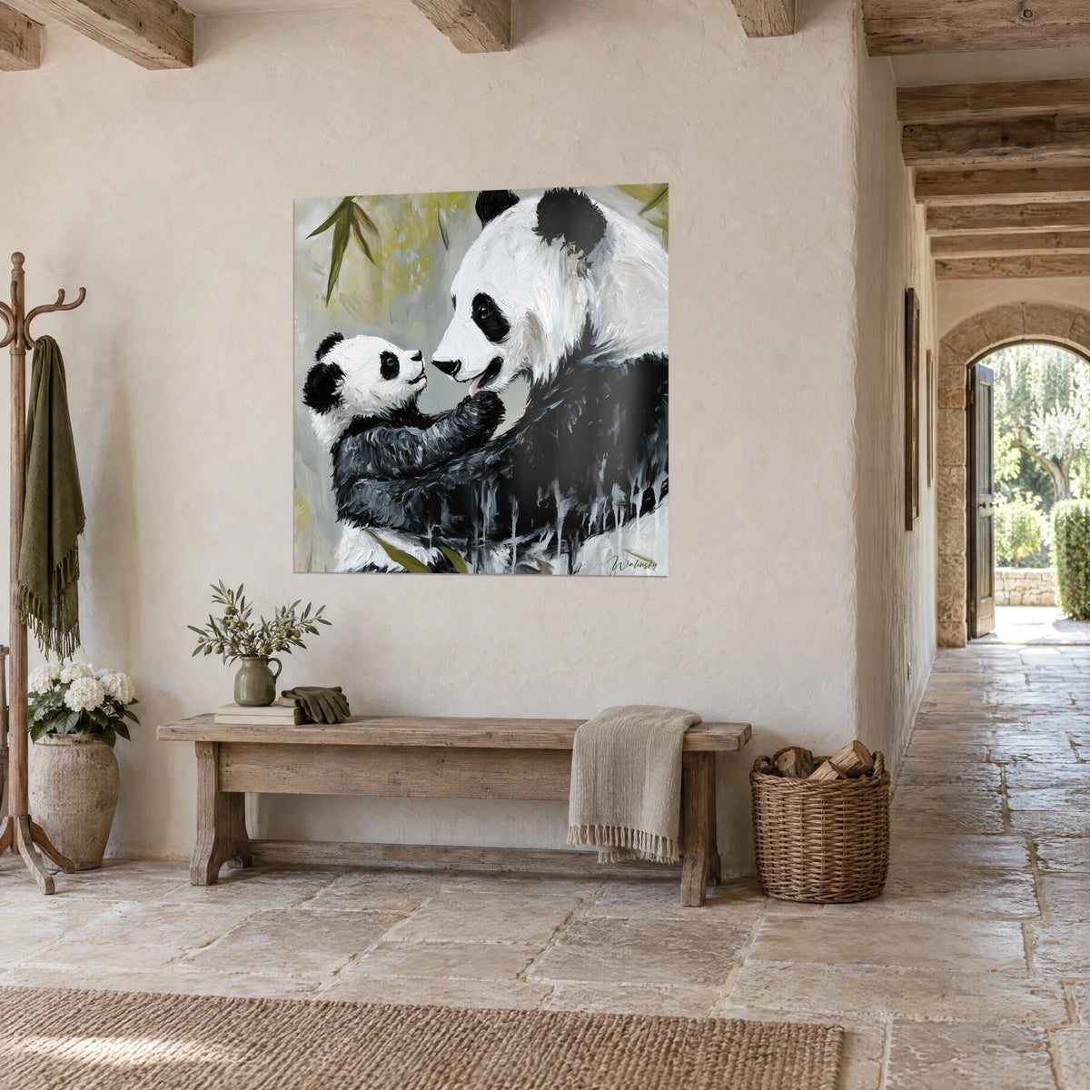Gemälde Pandamutter im Gegenüber mit ihrem Kleinen, Schnauzen fast aneinander, schwarze Flecken und cremiges Weiß, in einem ockerfarbenen Steinflur