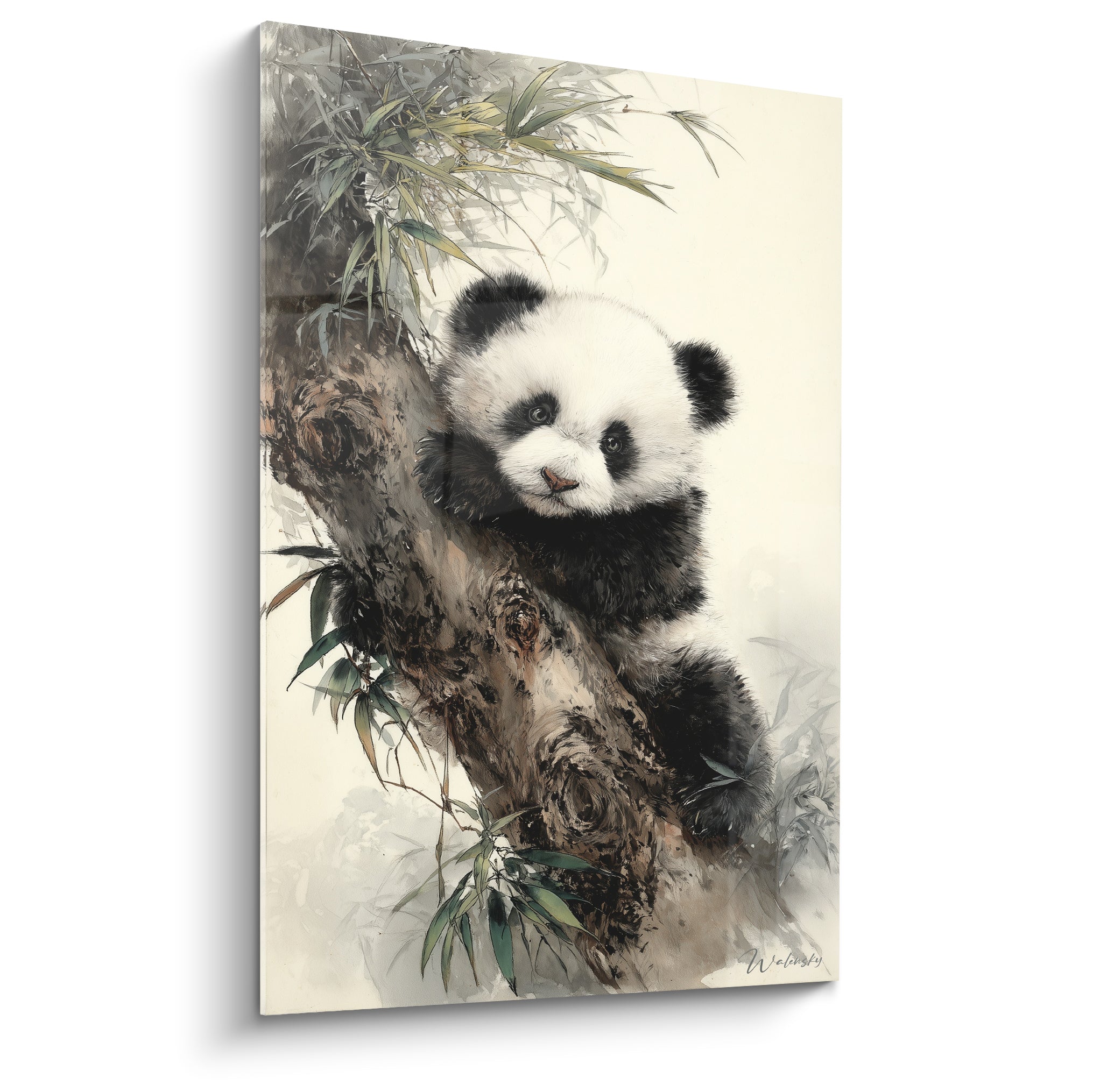 Panda noir et blanc agrippé à une branche brune sous des feuilles de bambou vertes