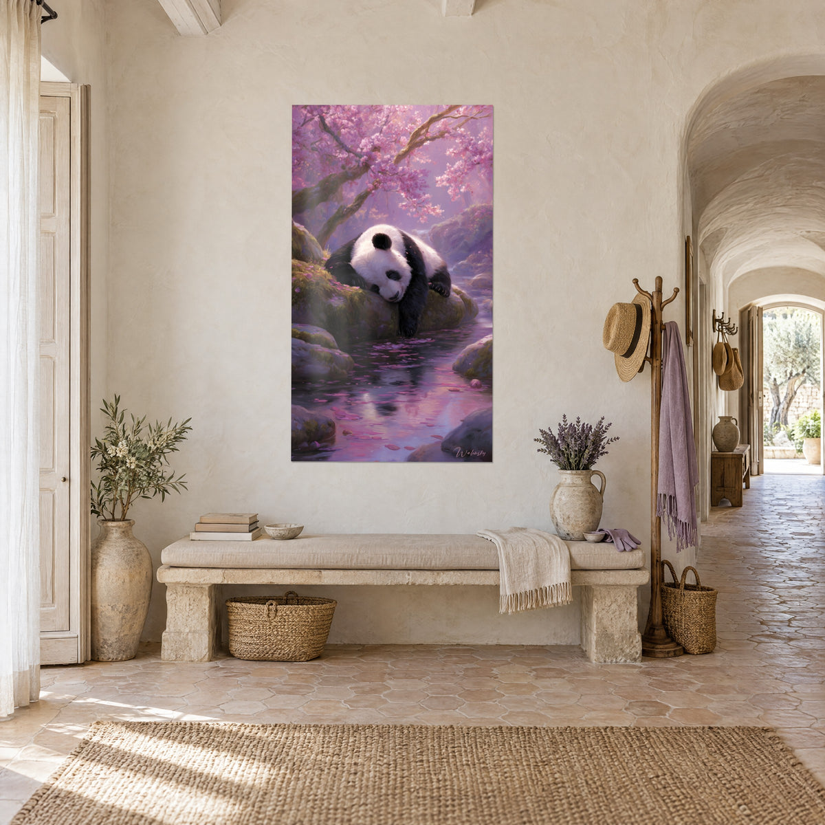Tableau ours géant assoupi près d'un ruisseau mauve, pétales roses sur l'eau, accroché dans un couloir de mas provençal