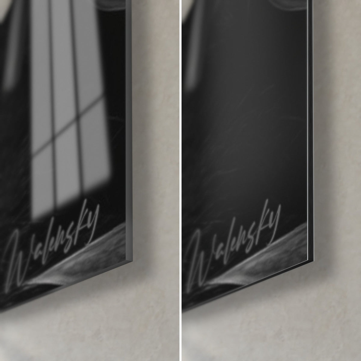 Wall art black and white bear cub, bottom right corner: glossy acrylic glass on the left, matte grey Dibond aluminium on the right, 3 mm edge