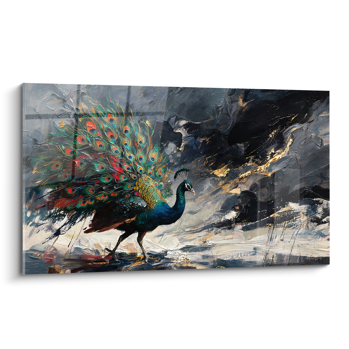 Paon aux plumes turquoise et rouges déployées sur fond anthracite orageux traversé d'éclats dorés