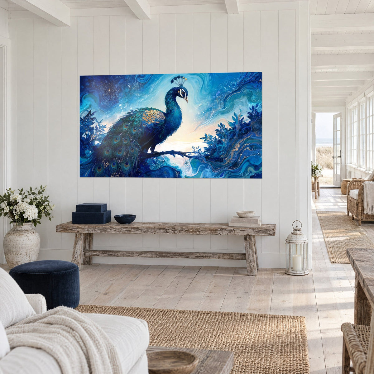 Tableau oiseau royal perché, cou bleu nuit et huppe d'aigrettes, fond turquoise marbré, sur un mur blanc lambrissé
