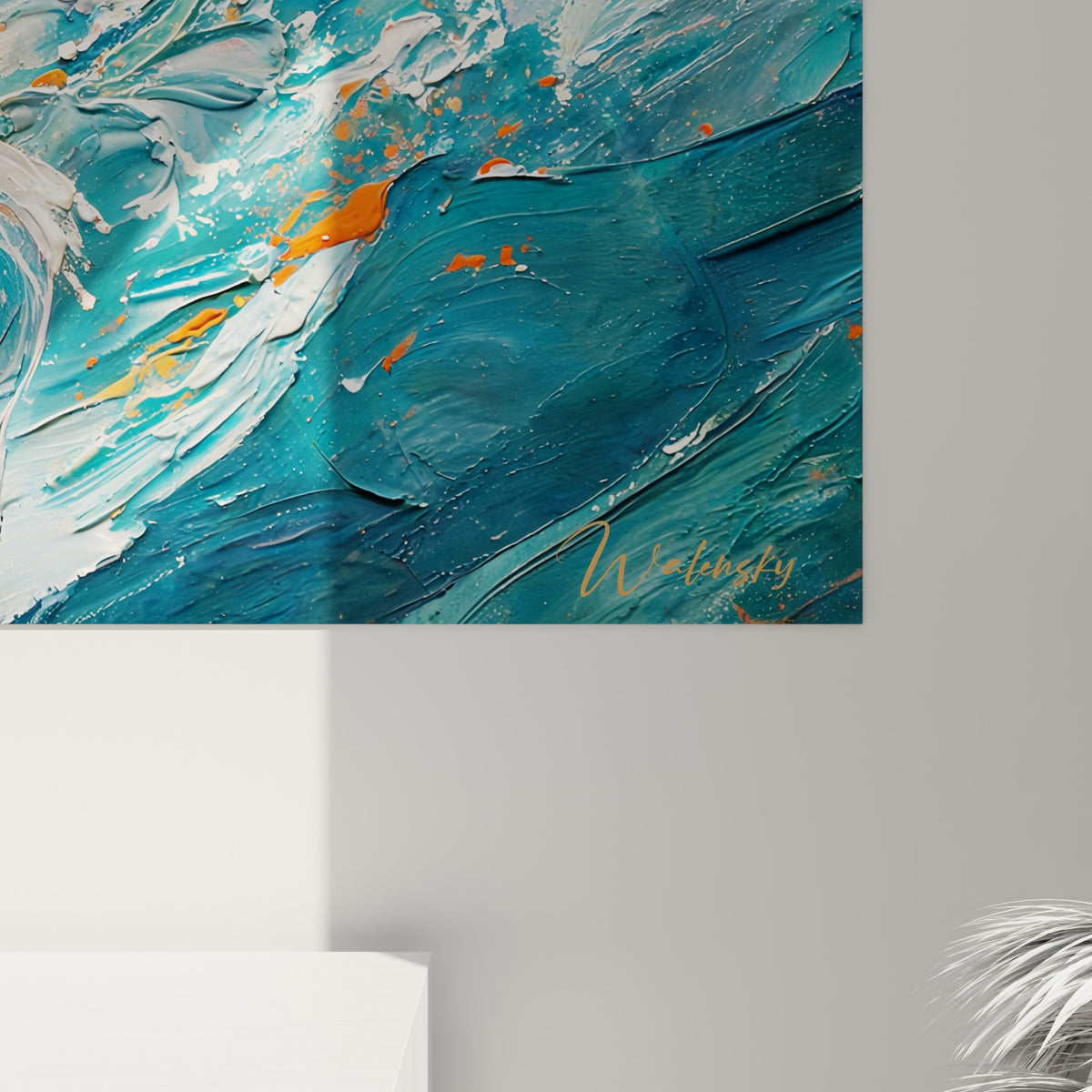 Empâtements épais mêlant turquoise, blanc et orange visibles de près sur les plumes du paon peint