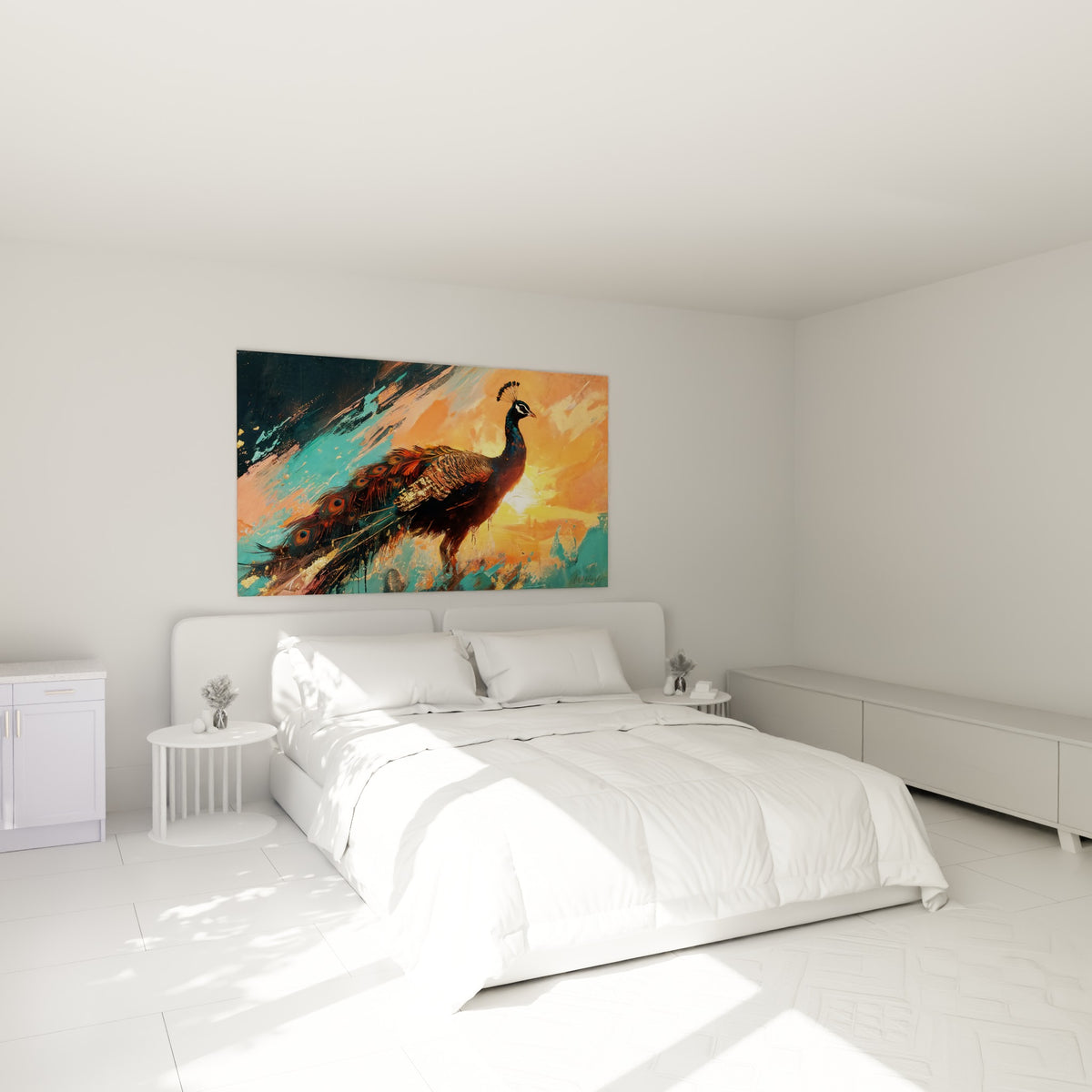 Silhouette de paon turquoise et corail accrochée au-dessus d'un lit dans une chambre claire